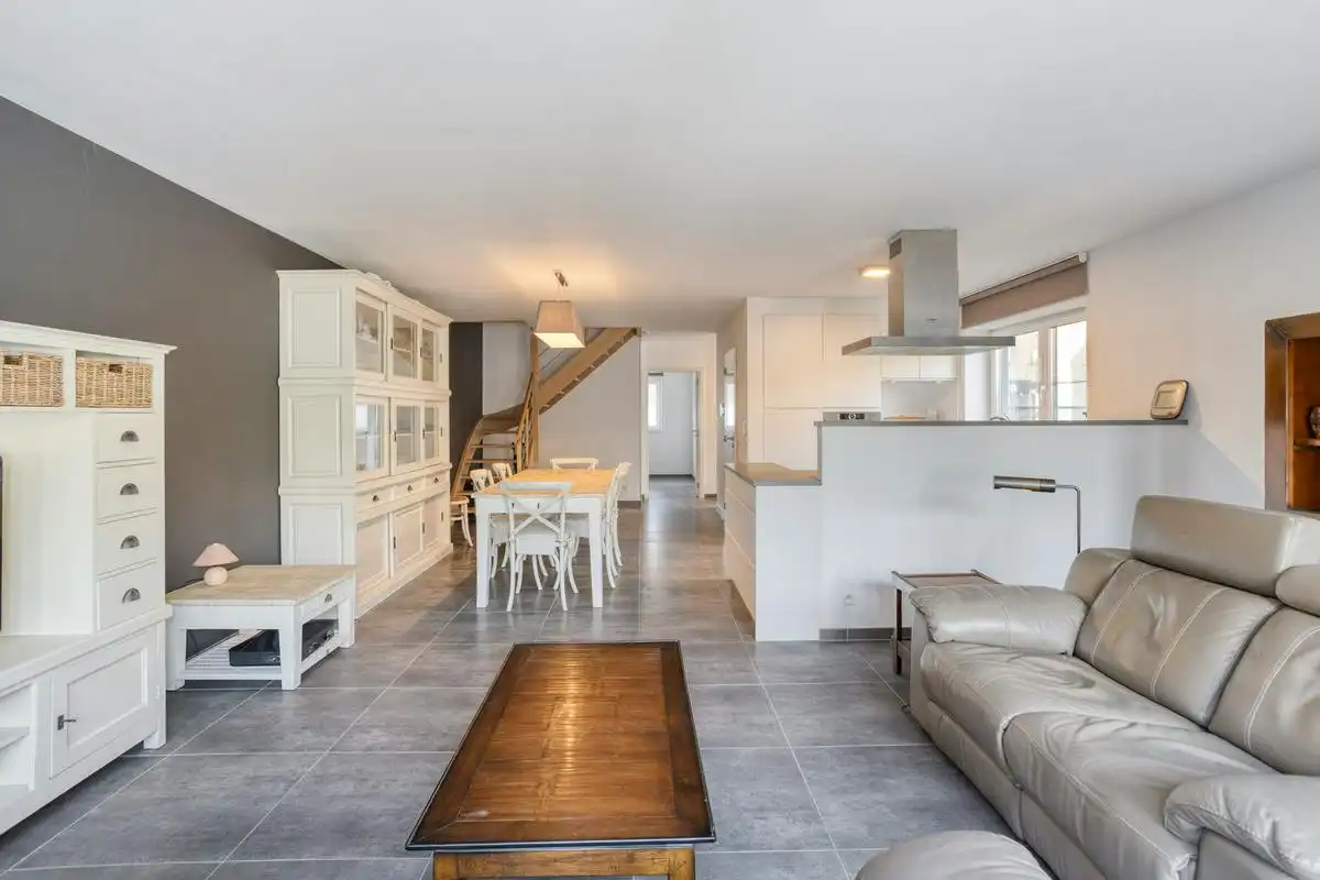 Moderne en energiezuinige halfopen bebouwing te koop foto 11