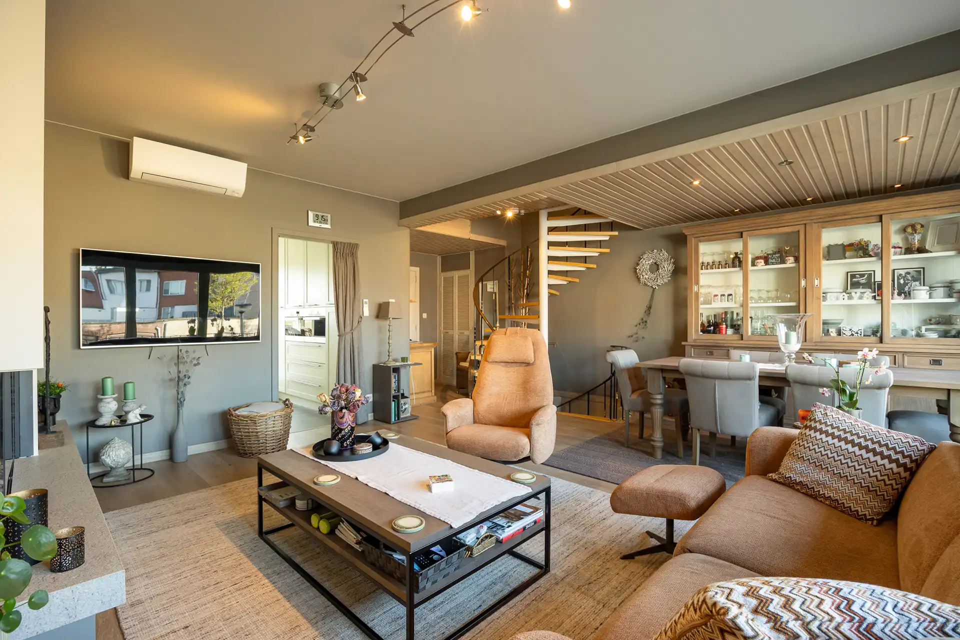 Instapklare energiezuinge ruime bel-etage op toplocatie foto 3