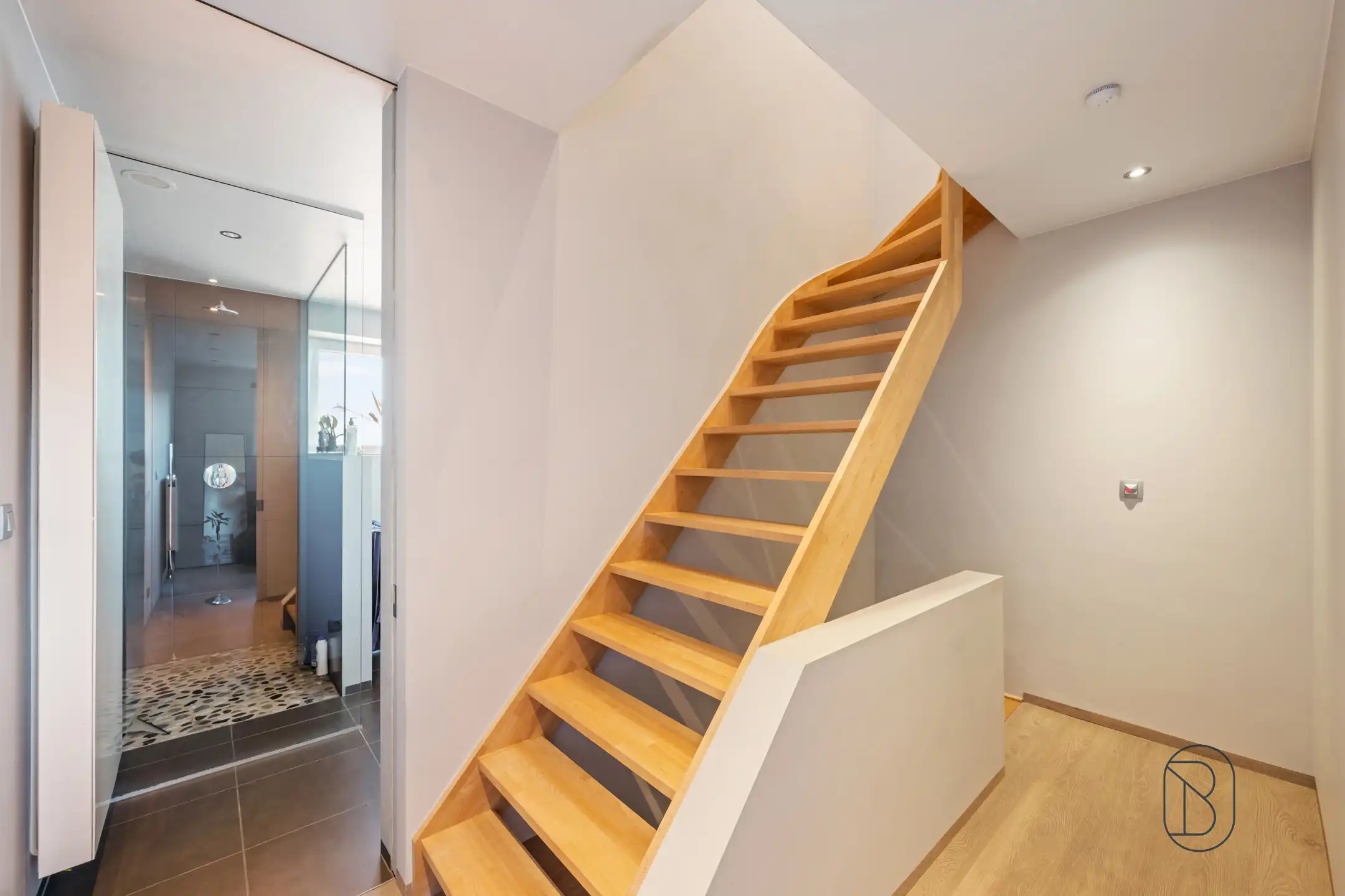 Leuke woning met stadstuin en EPC B, nabij centrum Kortrijk foto 16