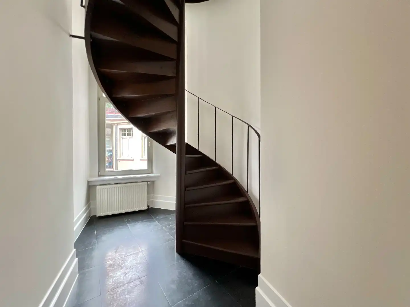 Uniek penthouse met 4 slaapkamers en ruim privéterras in Zurenborg foto 11