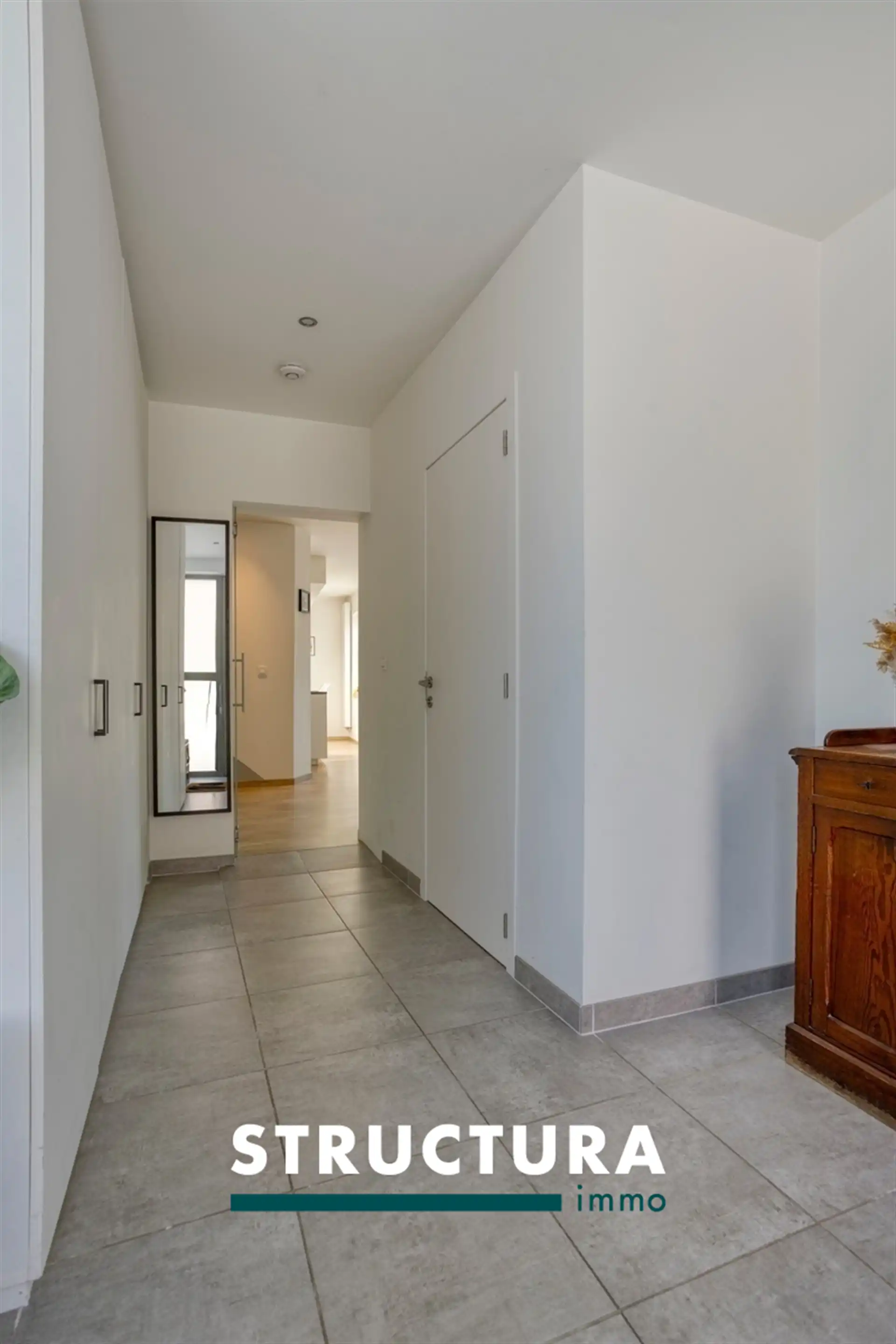 Ruime, volledig gerenoveerde woning in hartje centrum foto 3