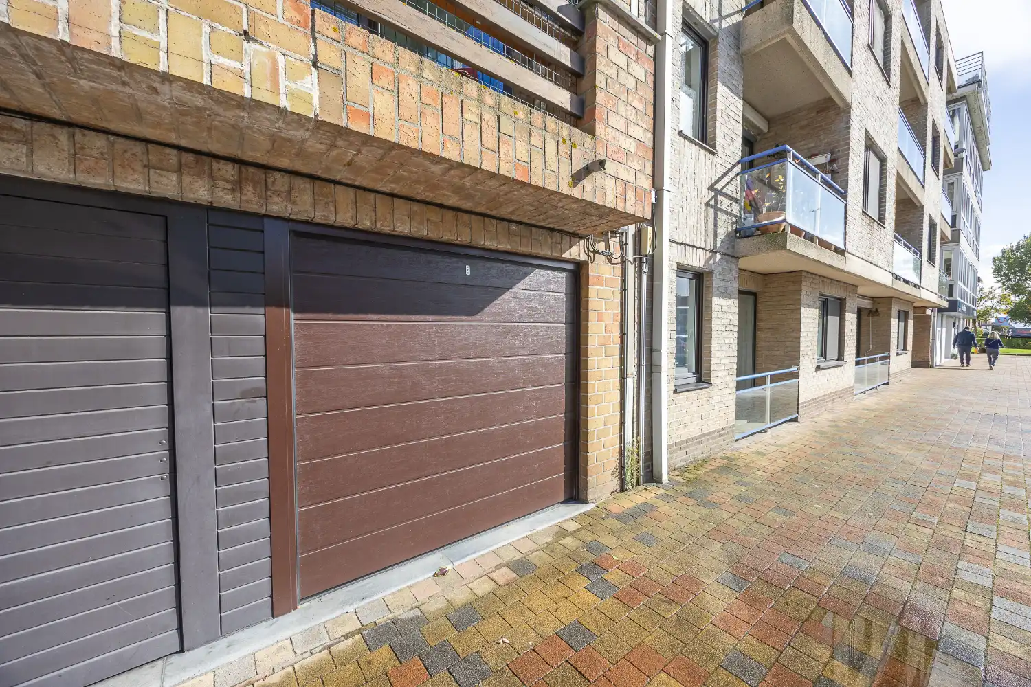 Ruim 3-slaapkamer appartement met garage te koop in Oostende foto 21