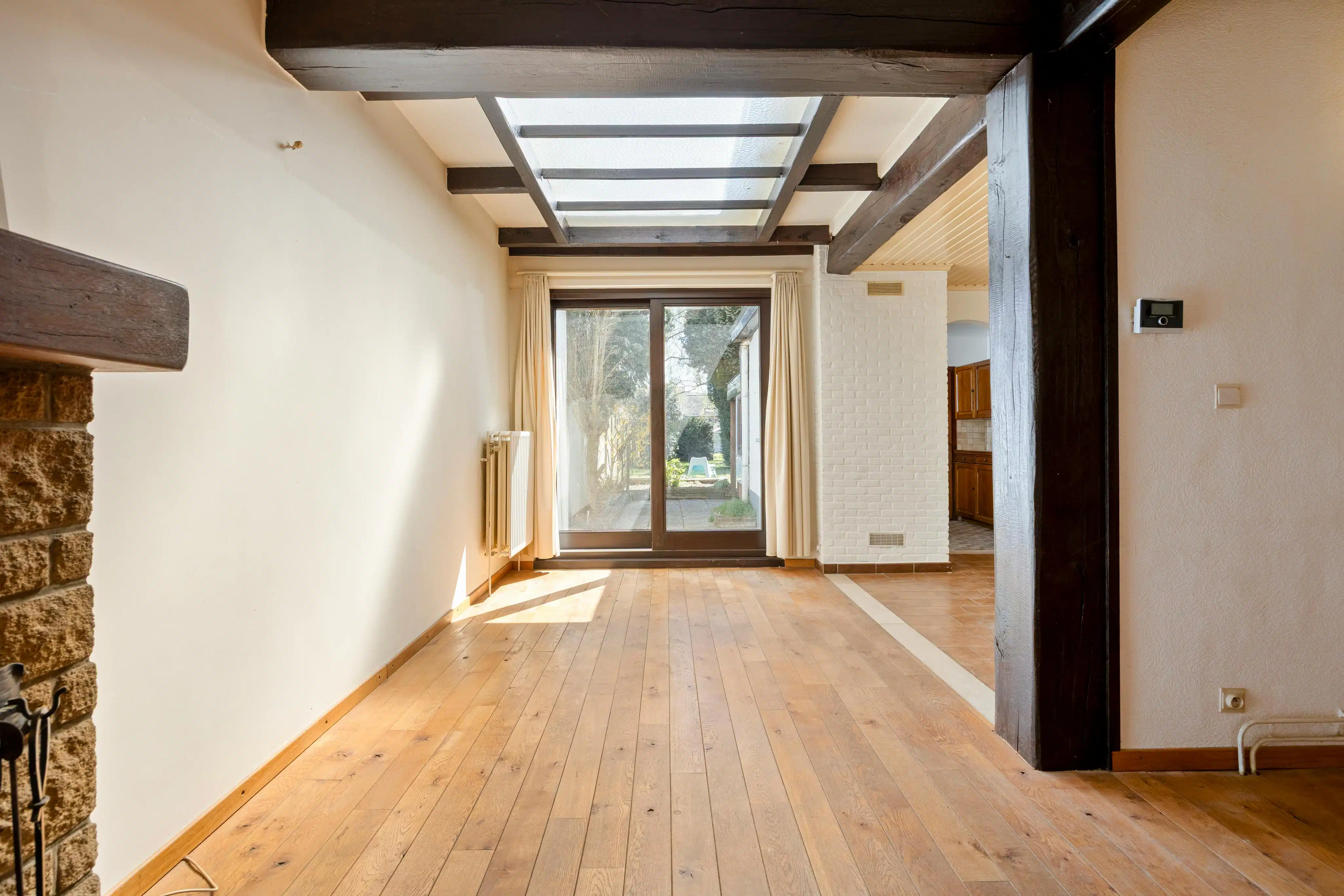 Charmant huis met veel potentieel te koop in Kapellen! foto 6