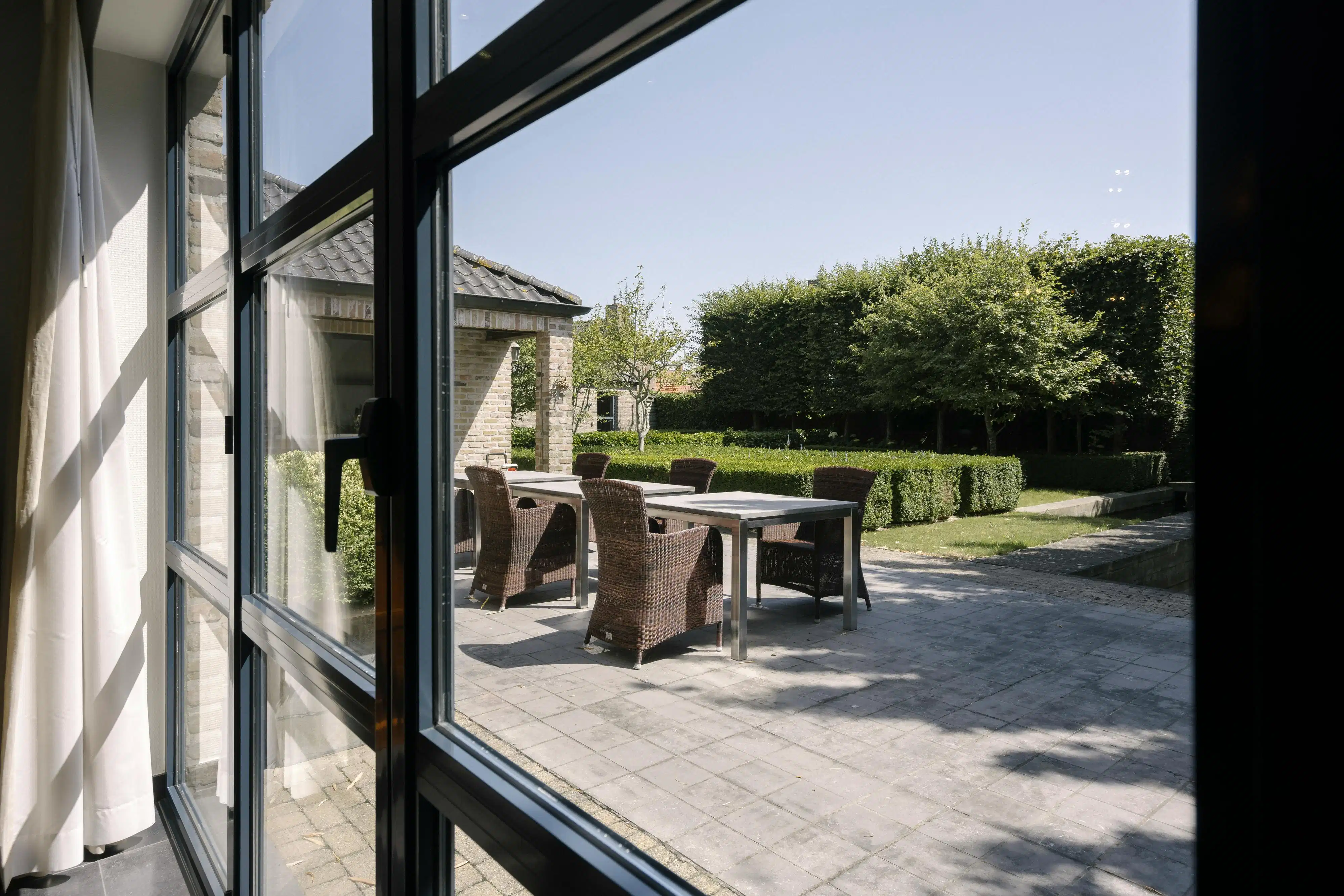Uitzonderlijke villa met praktijk of kantoor in Ardooie foto 9