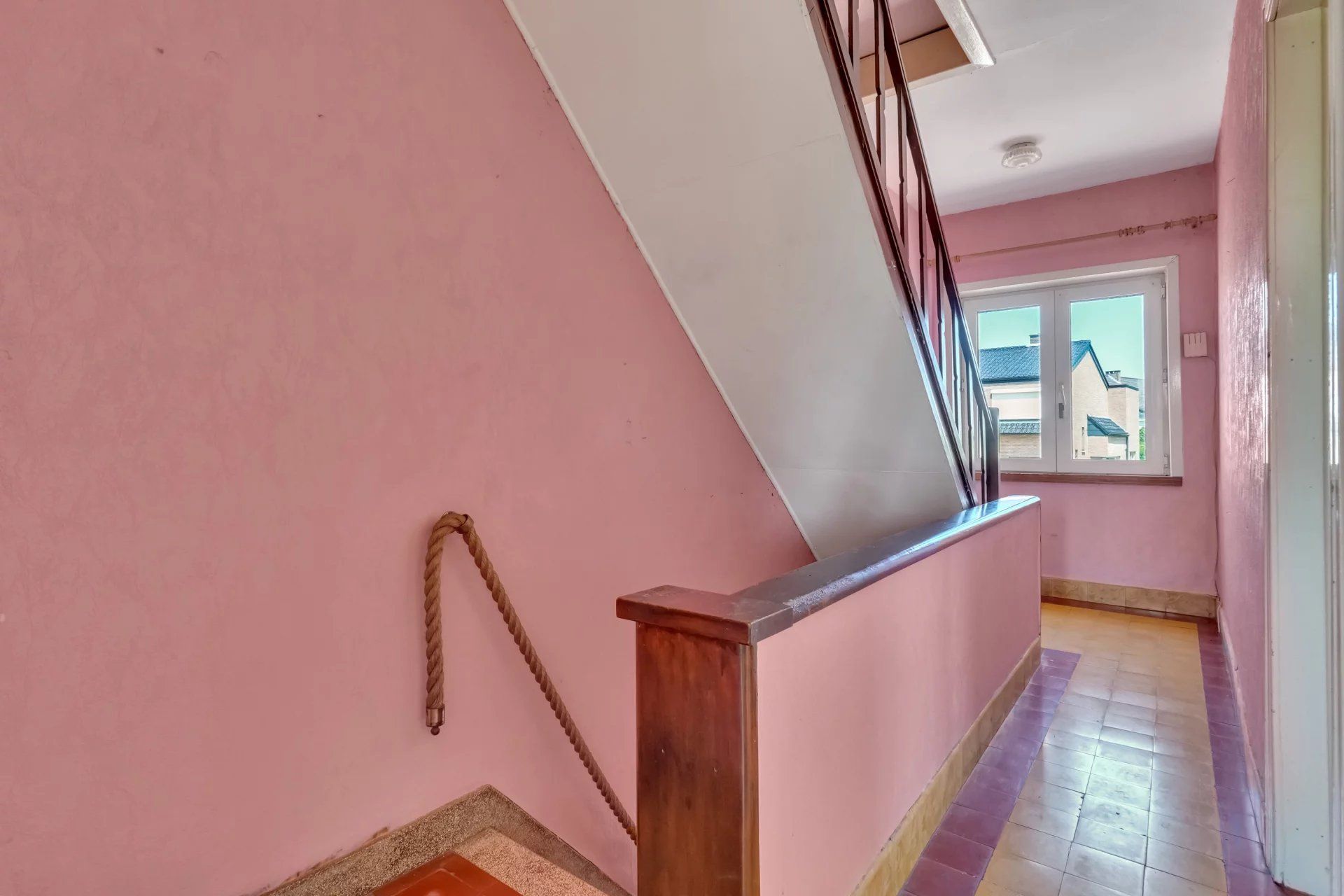 Halfopen woning foto 9