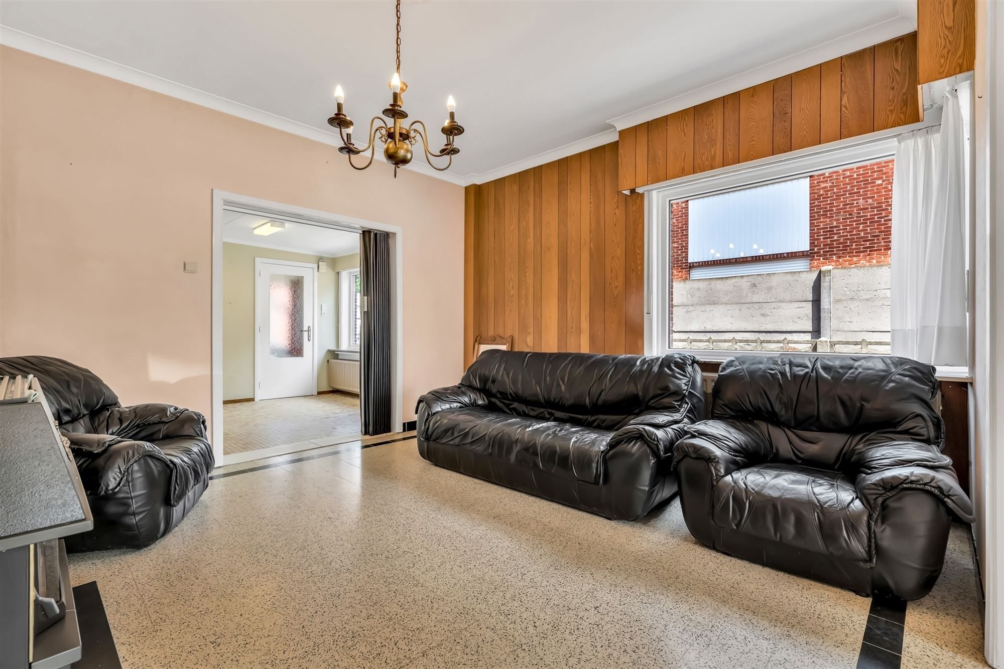 GEZELLIGE WONING MET 3 SLAAPKAMERS EN RUIME TUIN IN BERINGEN CENTRUM foto 6