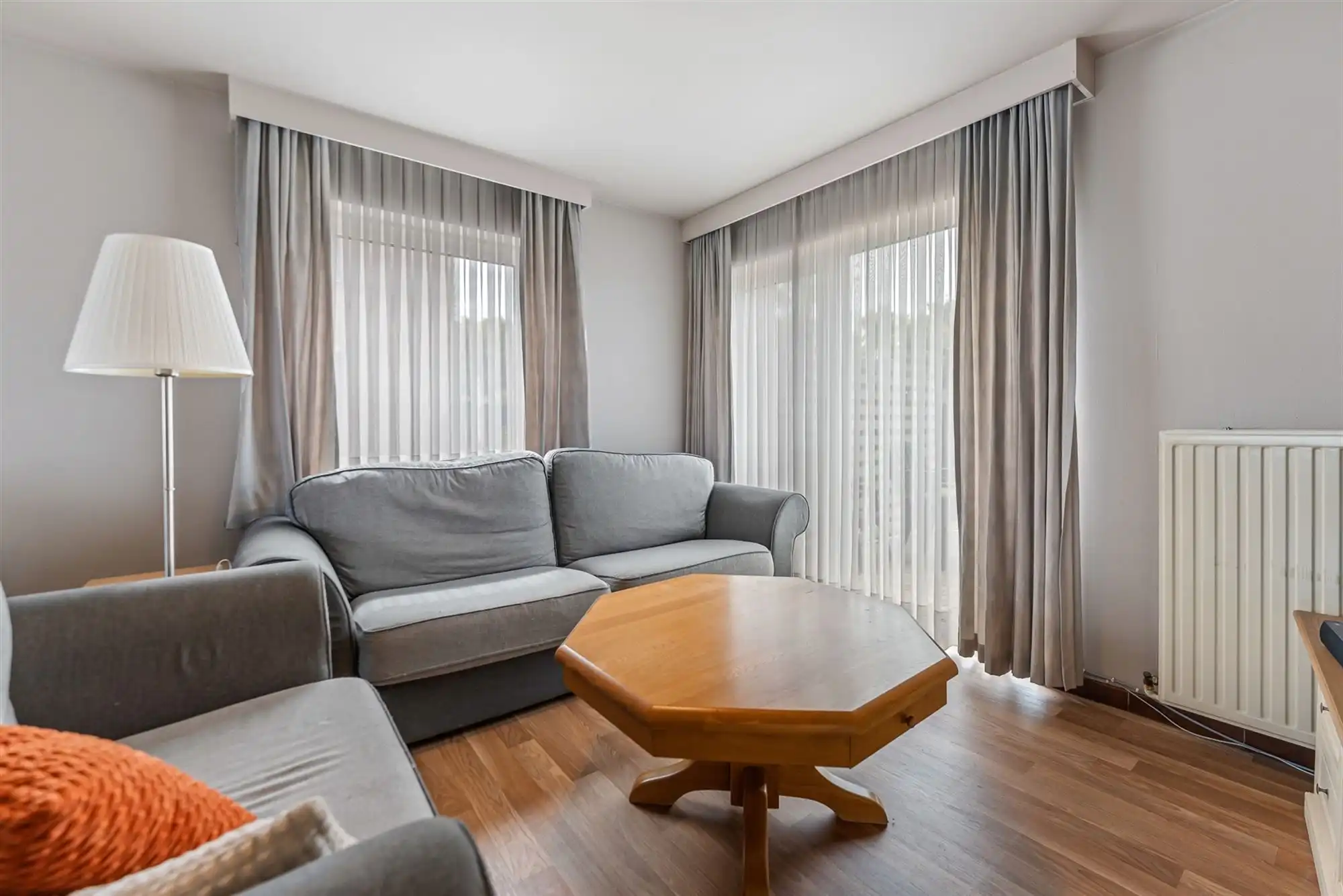 OP TE FRISSEN WONING MET 3 SLAAPKAMERS TE PAAL foto 3