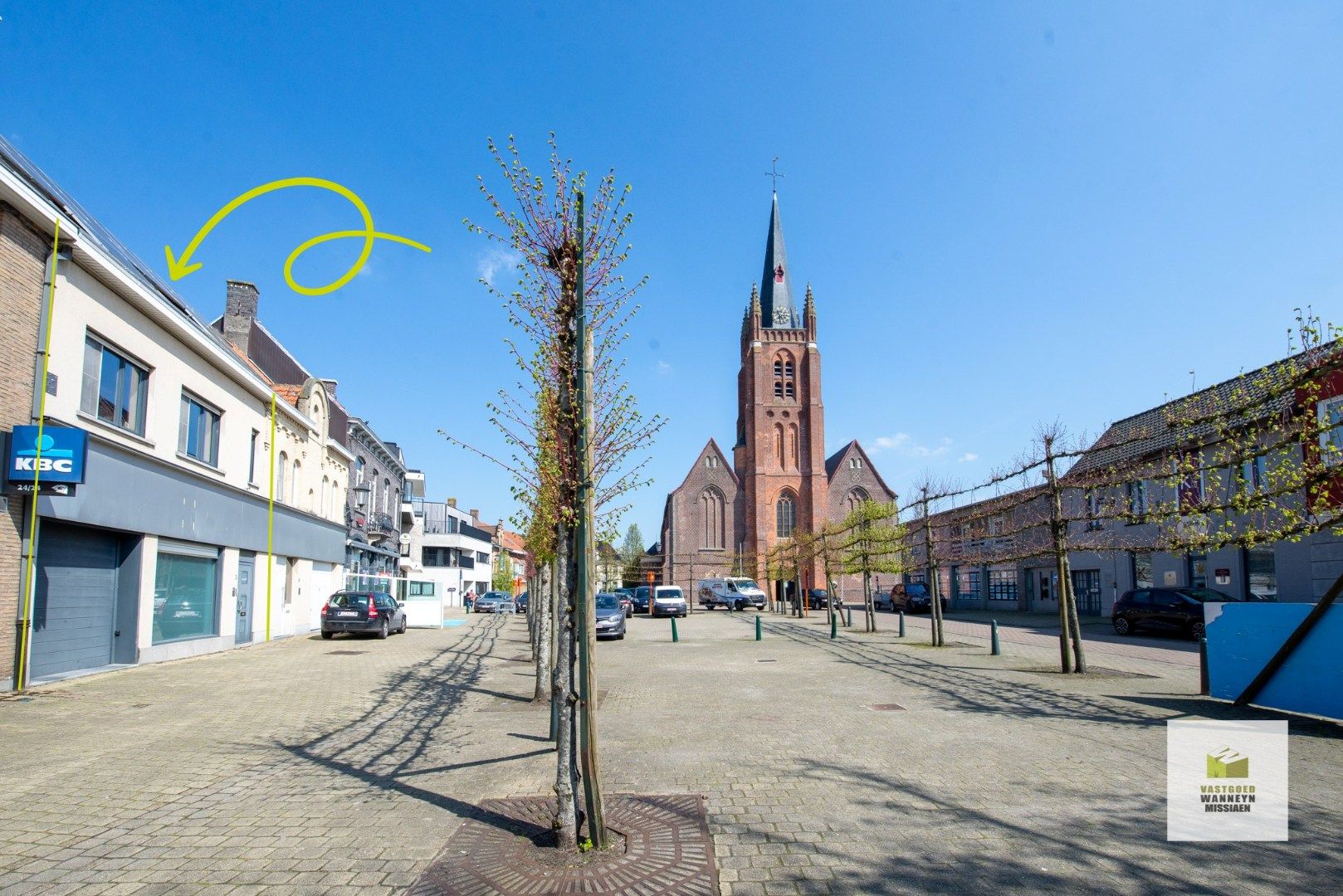 Ruime gezinswoning met tuin, 3 slaapkamers en een grote garage  foto 4