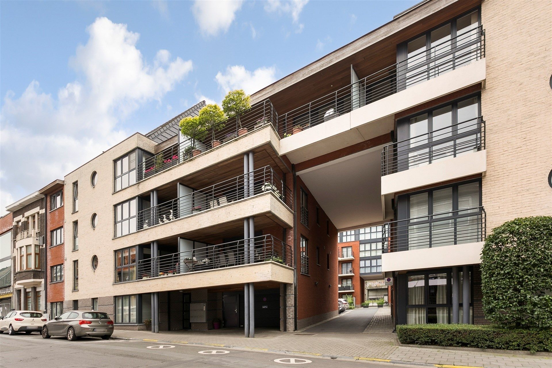 Gunstig gelegen lichtrijk energiezuinig 2 slaapkamer appartement met staanplaats foto 21