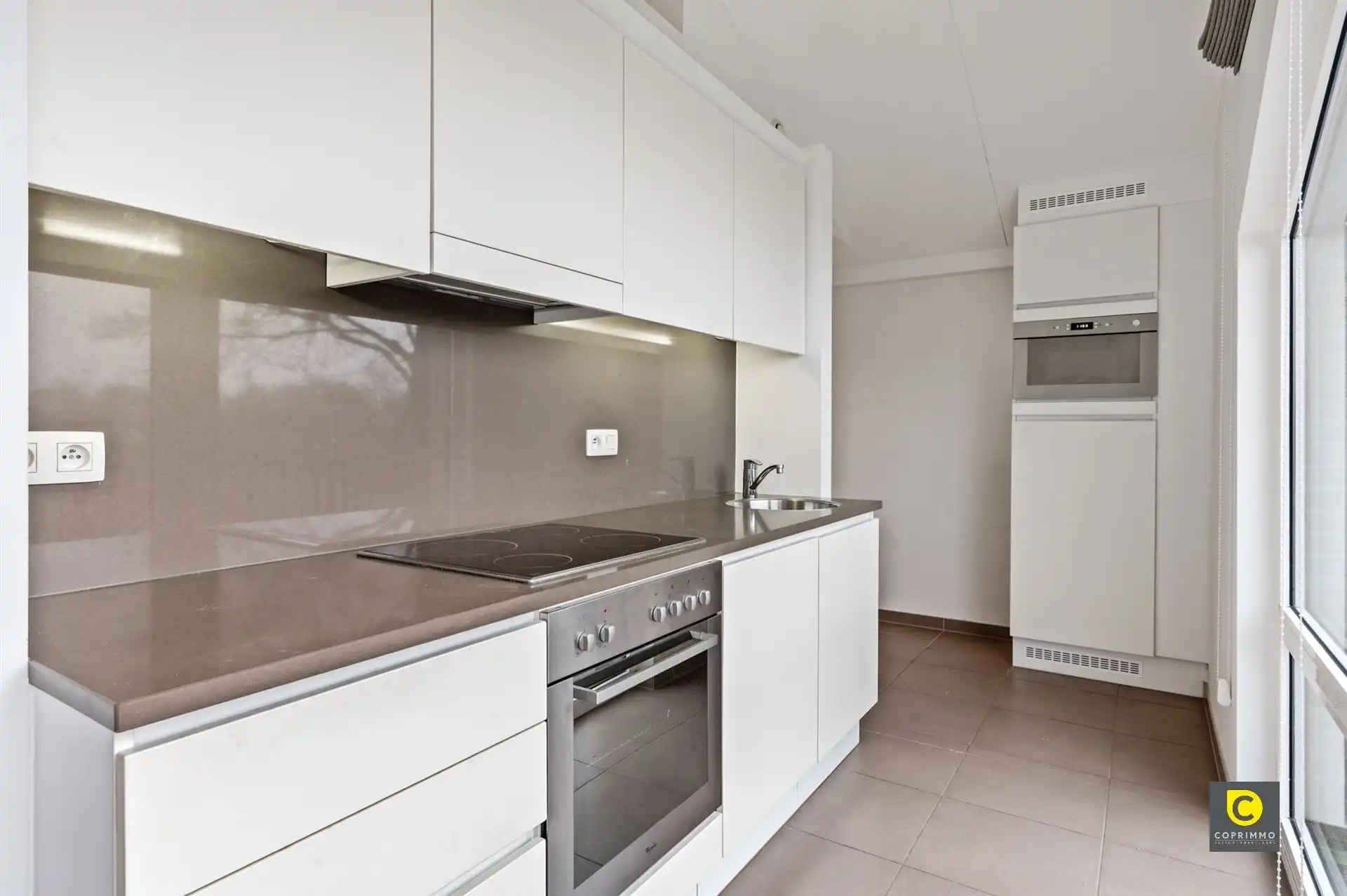 Assistentie app: 1 slk en T  foto 9