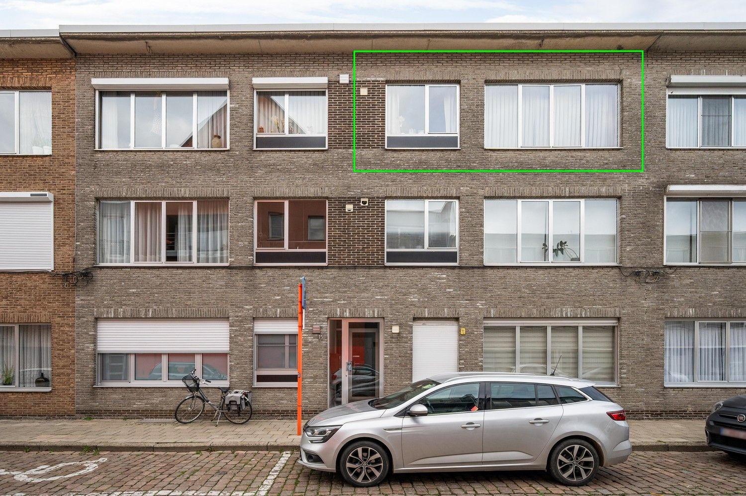 Gunstig gelegen appartement met 2 slaapkamers nabij station te Lier foto {{pictureIndex}}