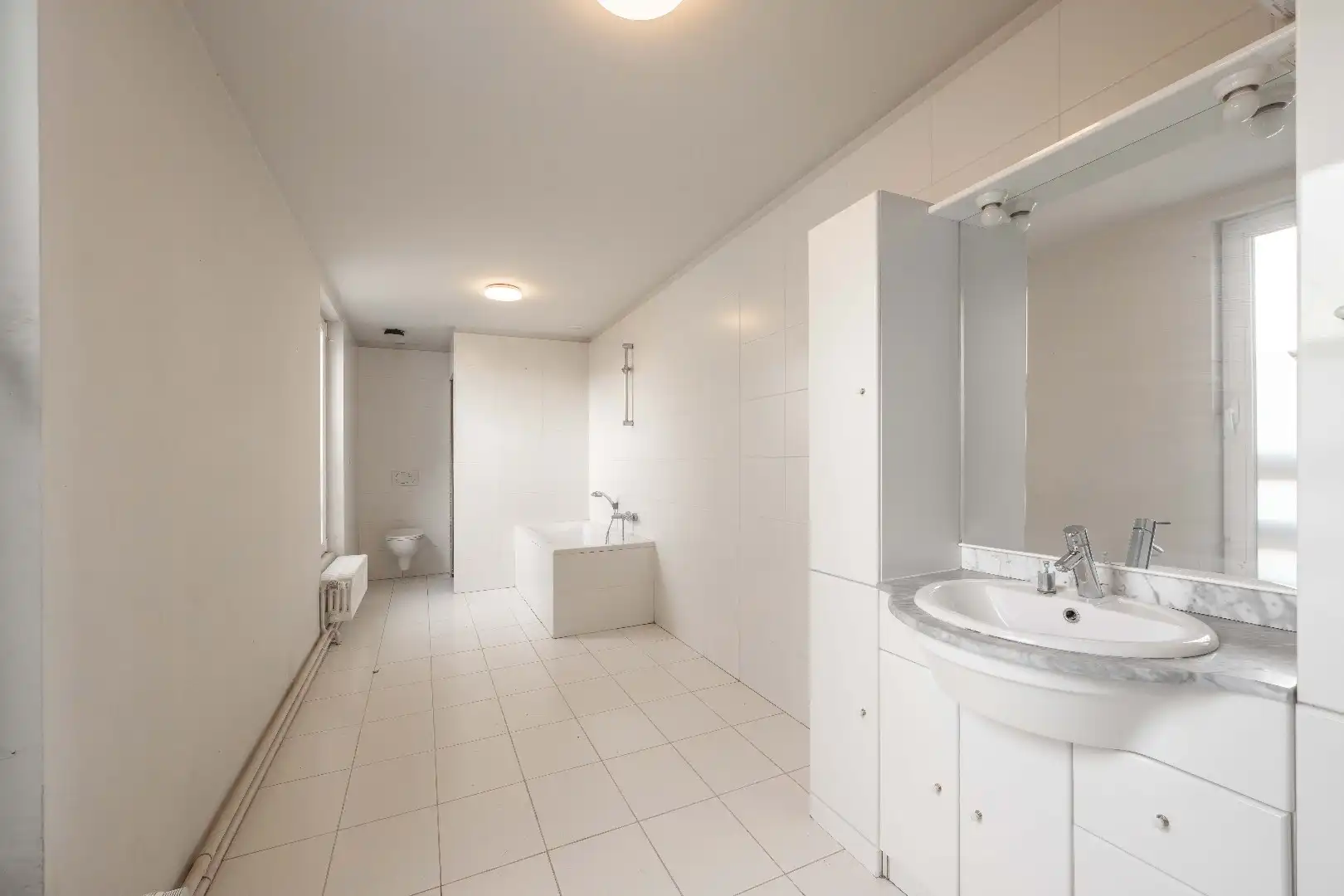 STATIGE HERENWONING MET LOODS foto 15