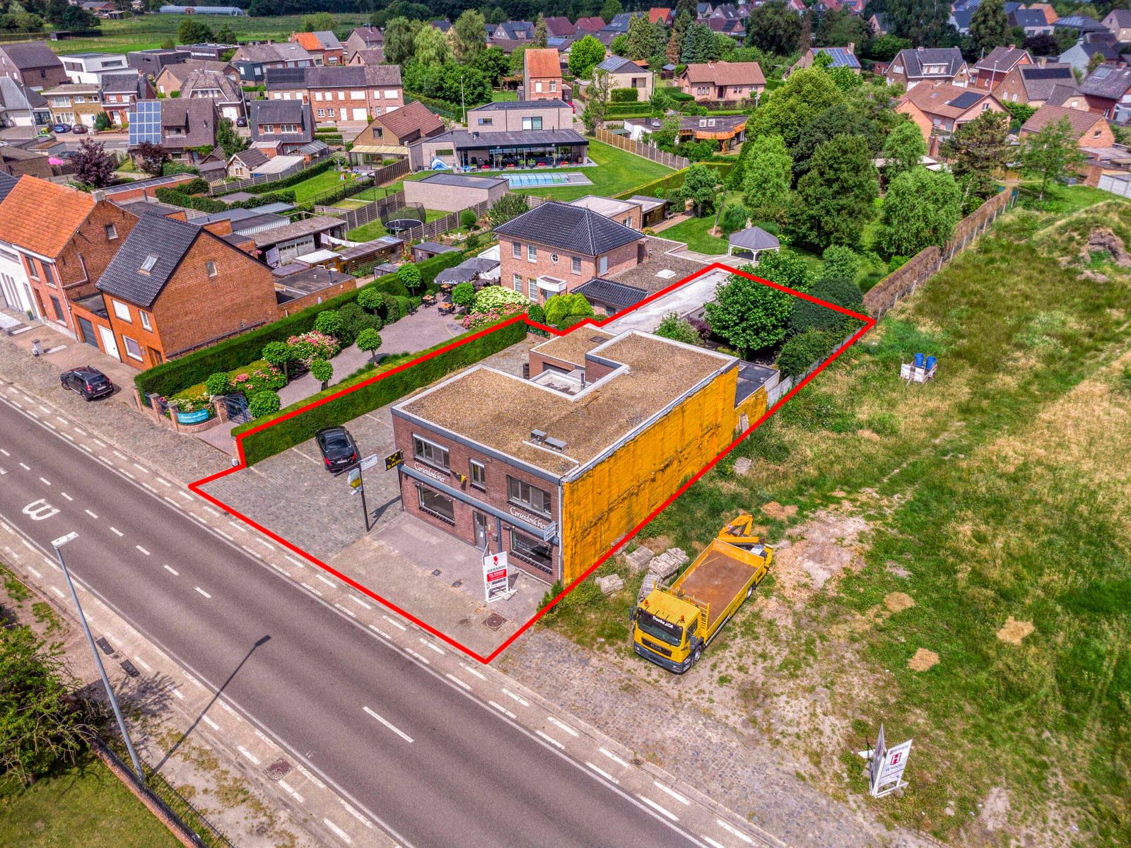 Ruim Horecapand met Woongelegenheid Arendonk foto 2