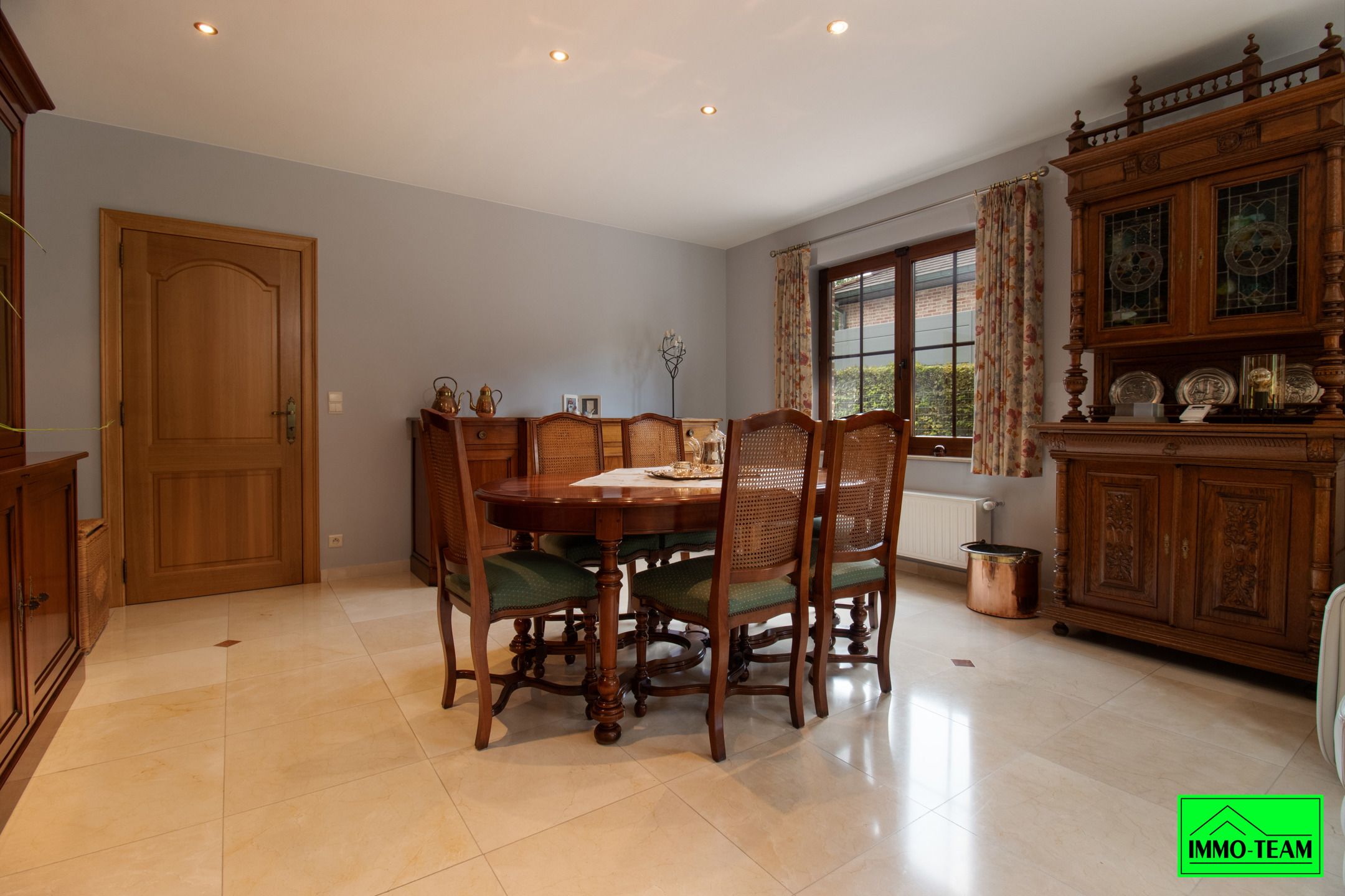 Prachtige, energiezuinige en perfect onderhouden villa foto 7
