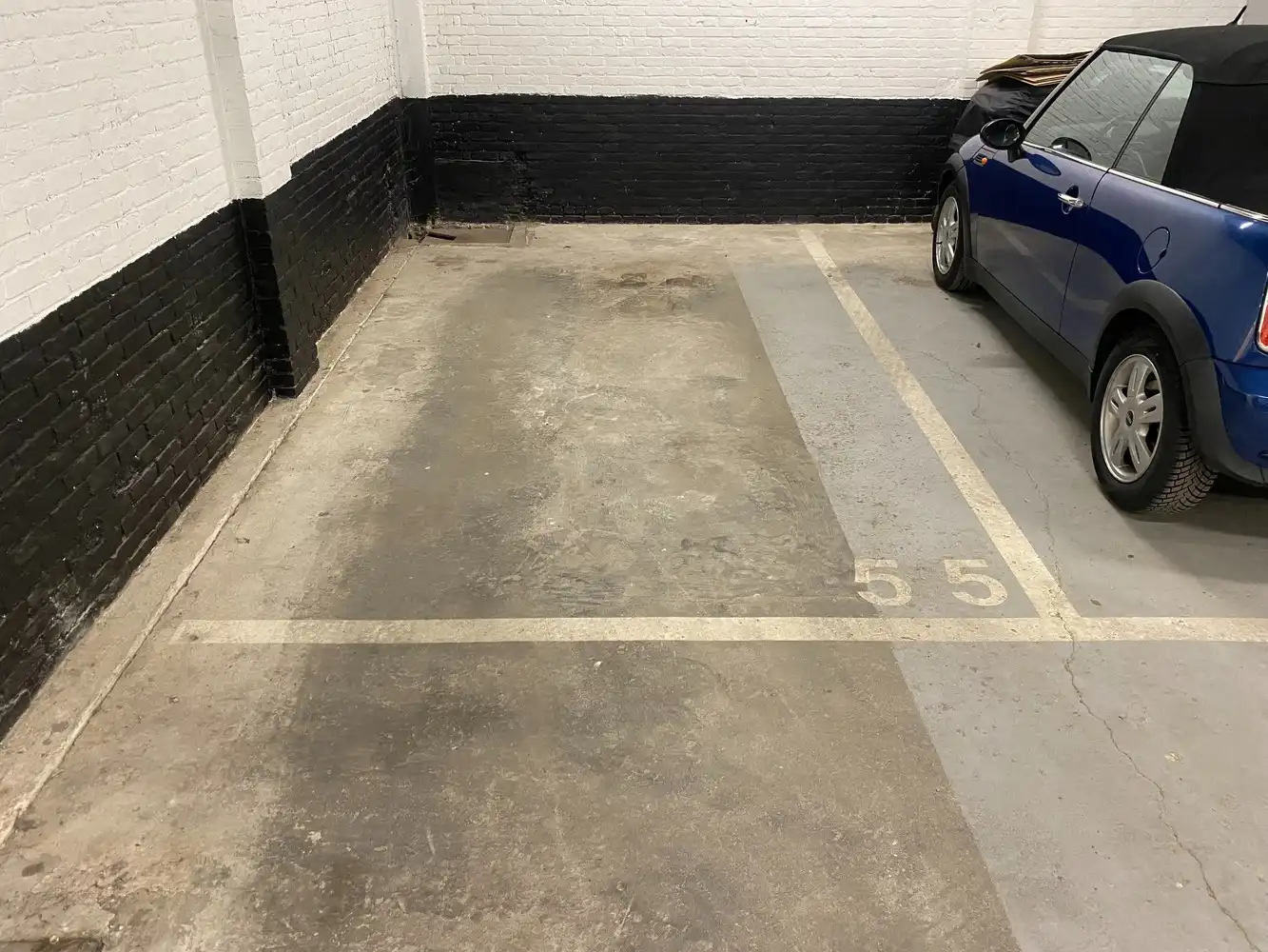 Autostaanplaats te koop op een toplocatie in centrum Lier foto 2