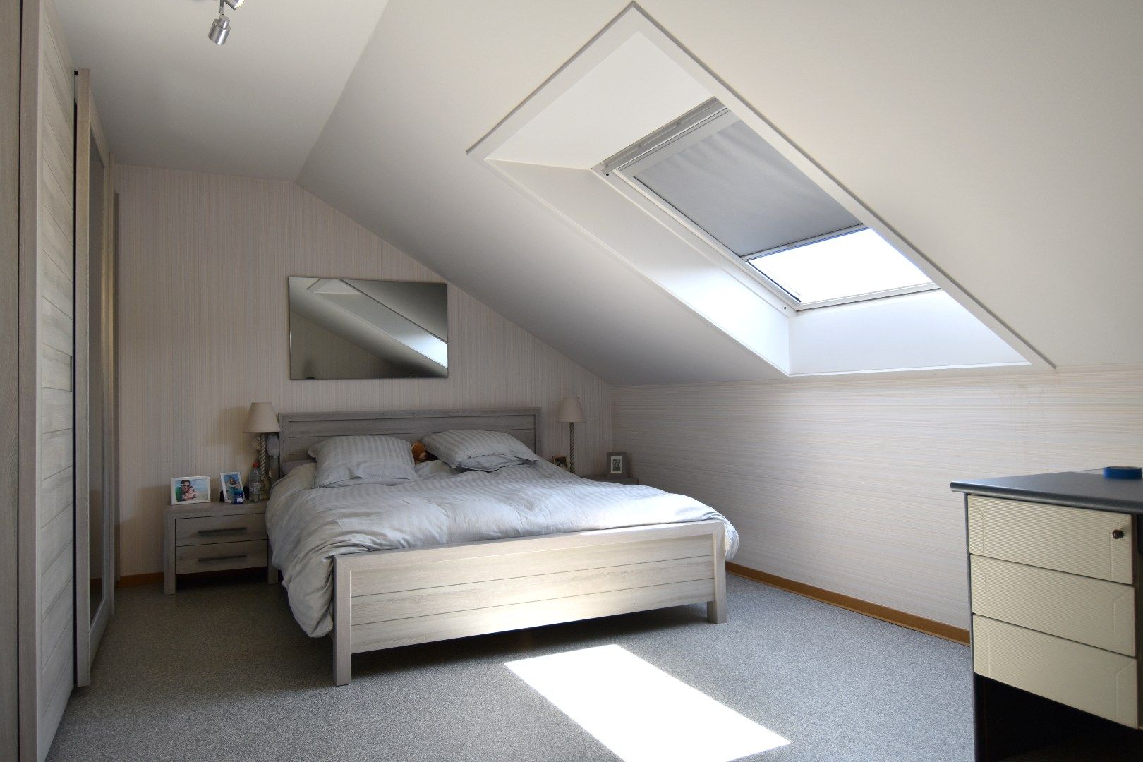 Instapklare villa met 5 slaapkamers én grote handelsruimte te koop in Gullegem foto 13