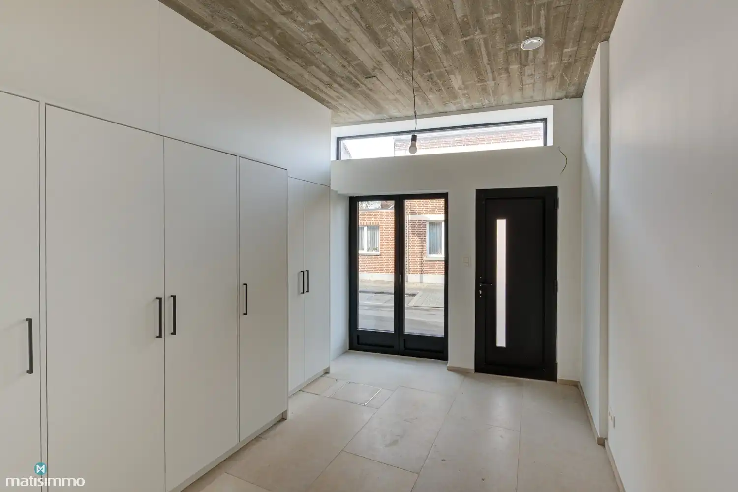 VOLLEDIG VERNIEUWDE TUSSENWONING (EPC A) MET 3 SLAAPKAMERS, BETONKELDER EN TUIN IN STADSCENTRUM BILZEN foto 9