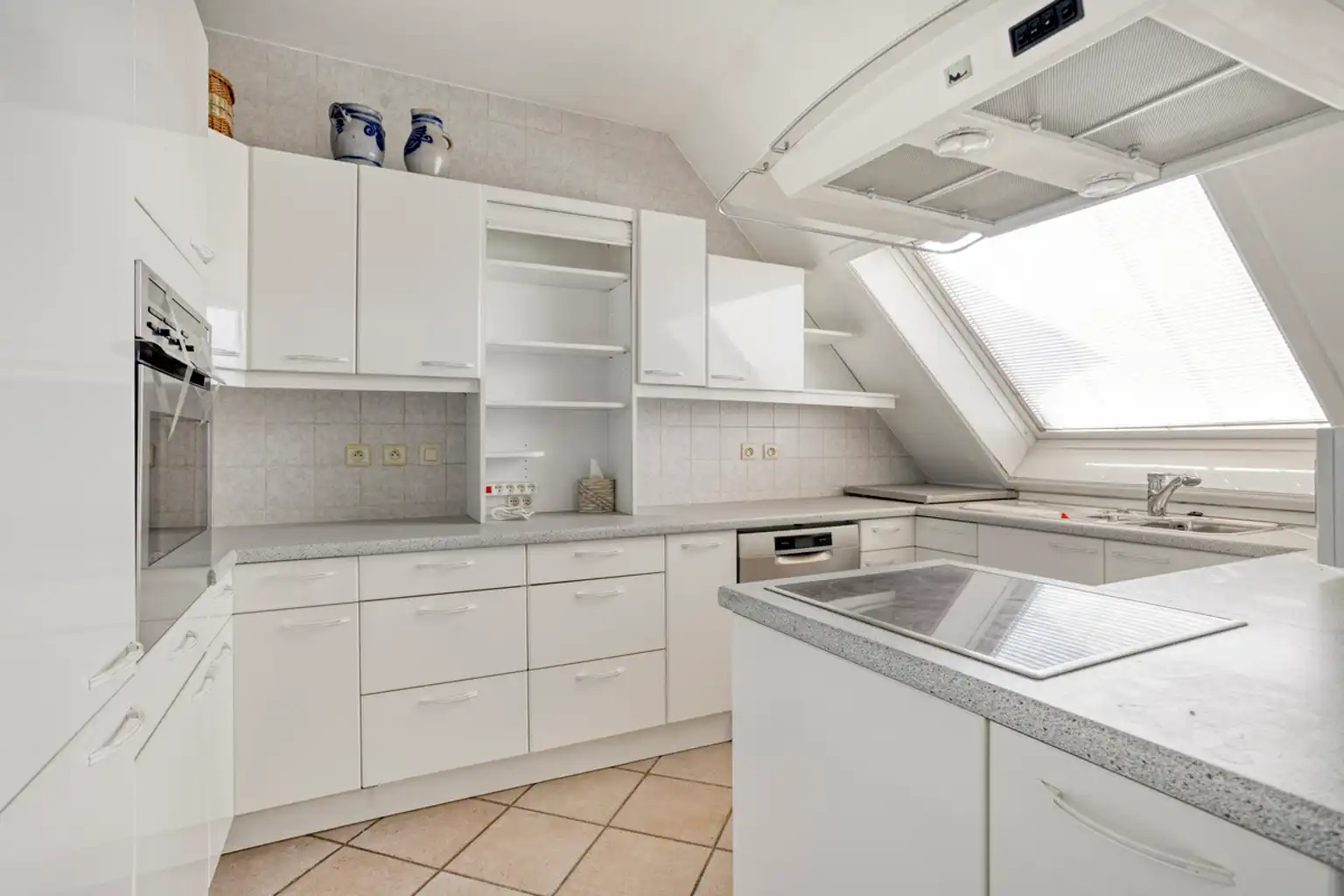 Zeer ruime duplex met 4 slaapkamers en terrassen in Jette foto 10