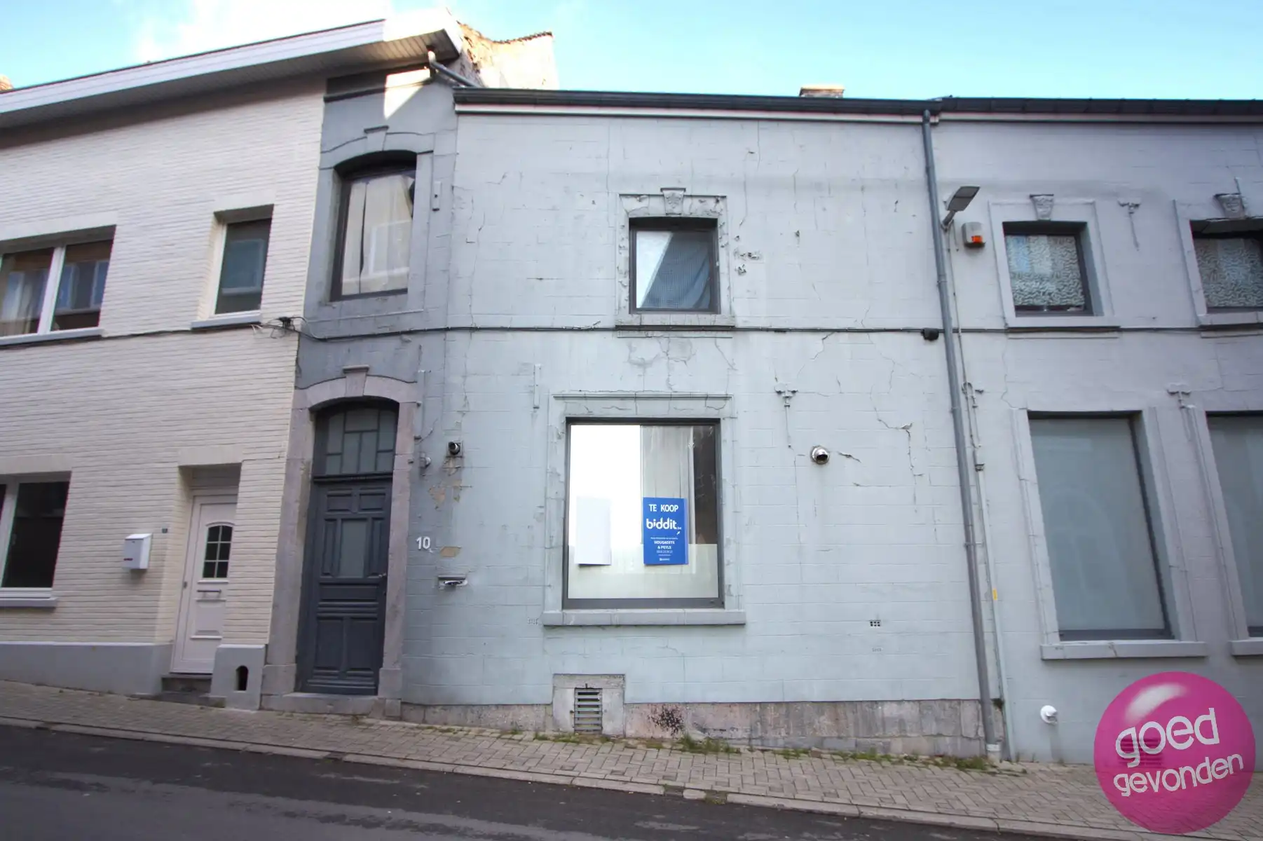 Hoofdfoto van de publicatie: WONING 2 SLK - 2 BDK - TUIN - TERRAS - TE RENOVEREN 