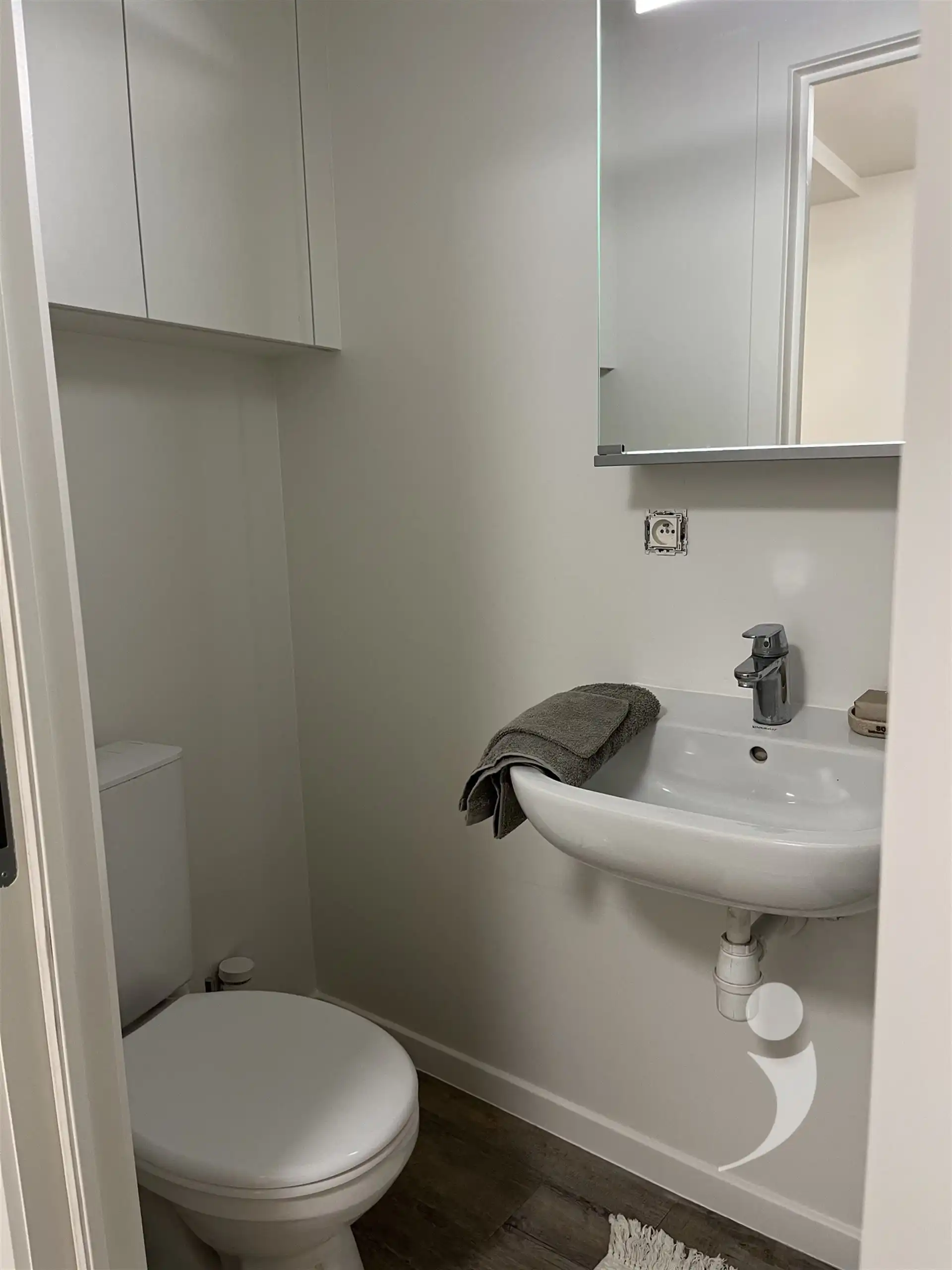 Opbrengsteigendom met 21 kamers en 1 studio foto 21