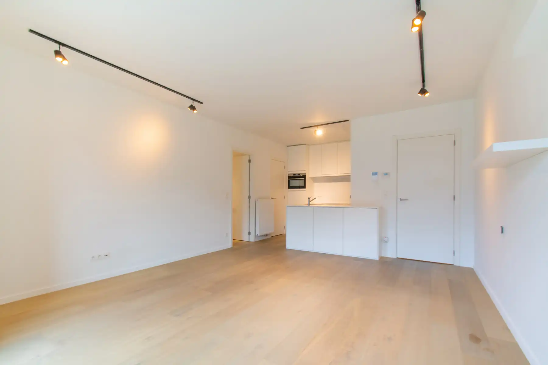 Twee-slaapkamerappartement met riant terras foto 2