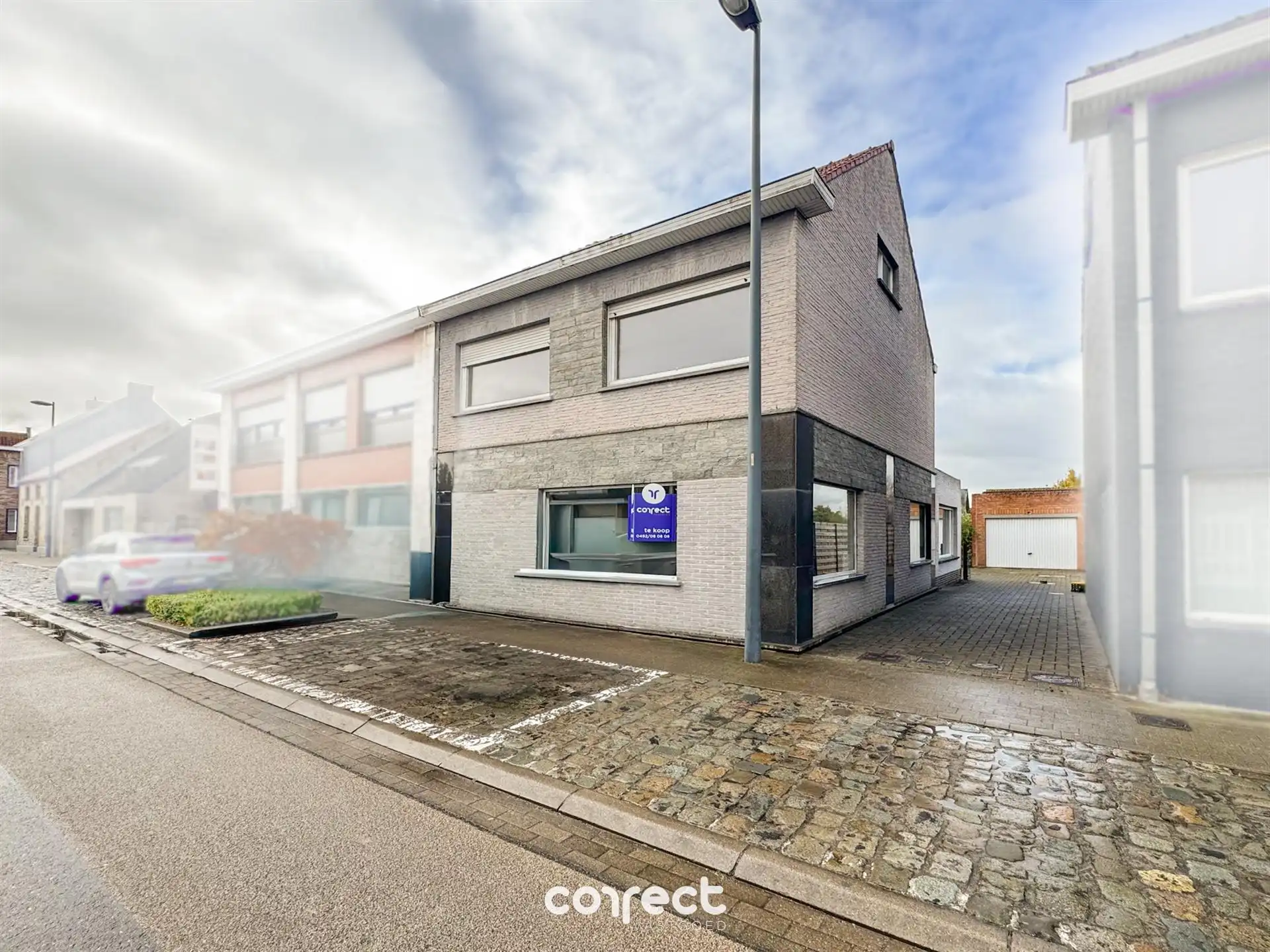 Hoofdfoto van de publicatie: Rustig gelegen gezinswoning in het charmante Moere.