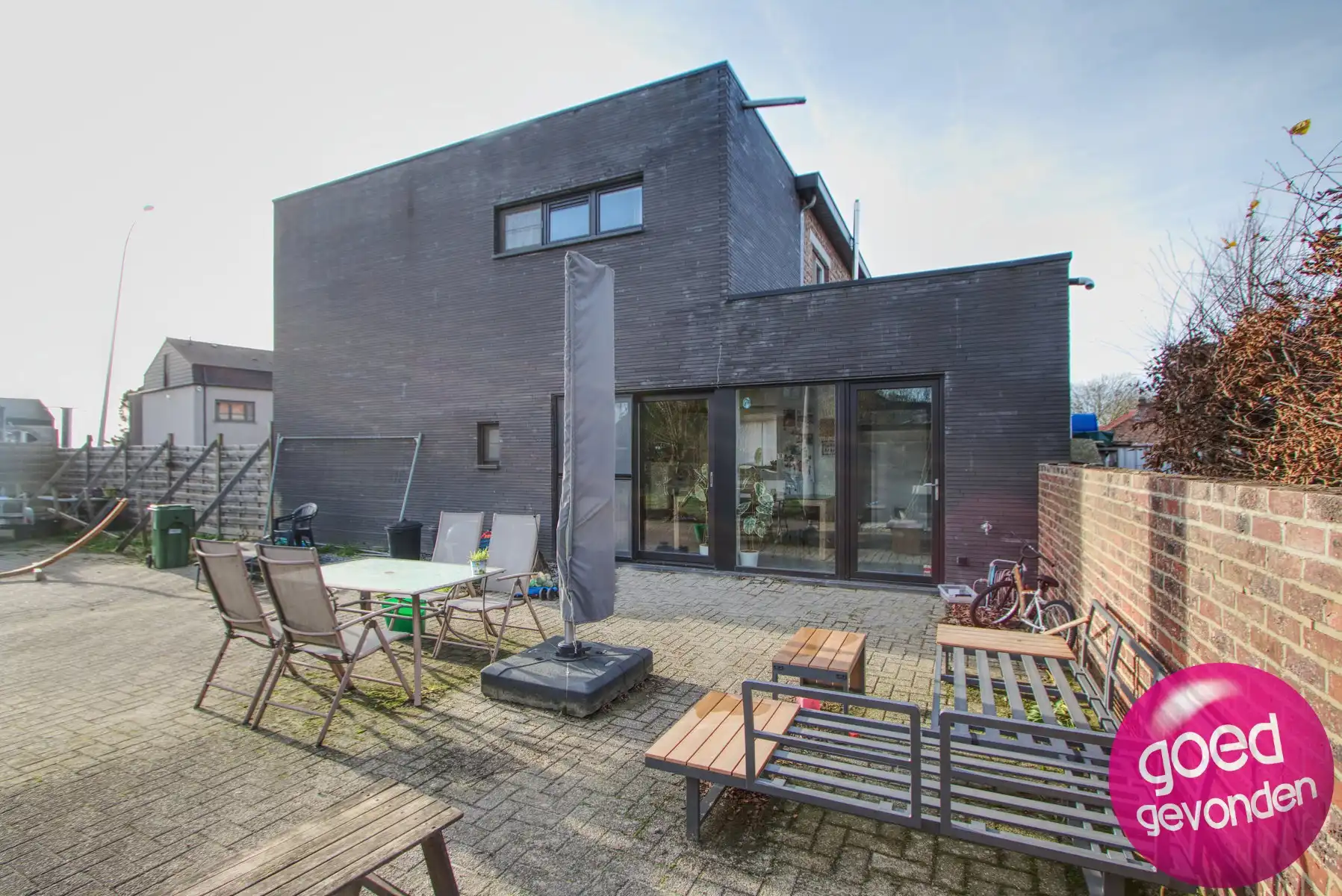 WONING - GERENOVEERD - 4 SLK - TERRAS - TUIN - PARKING foto 13