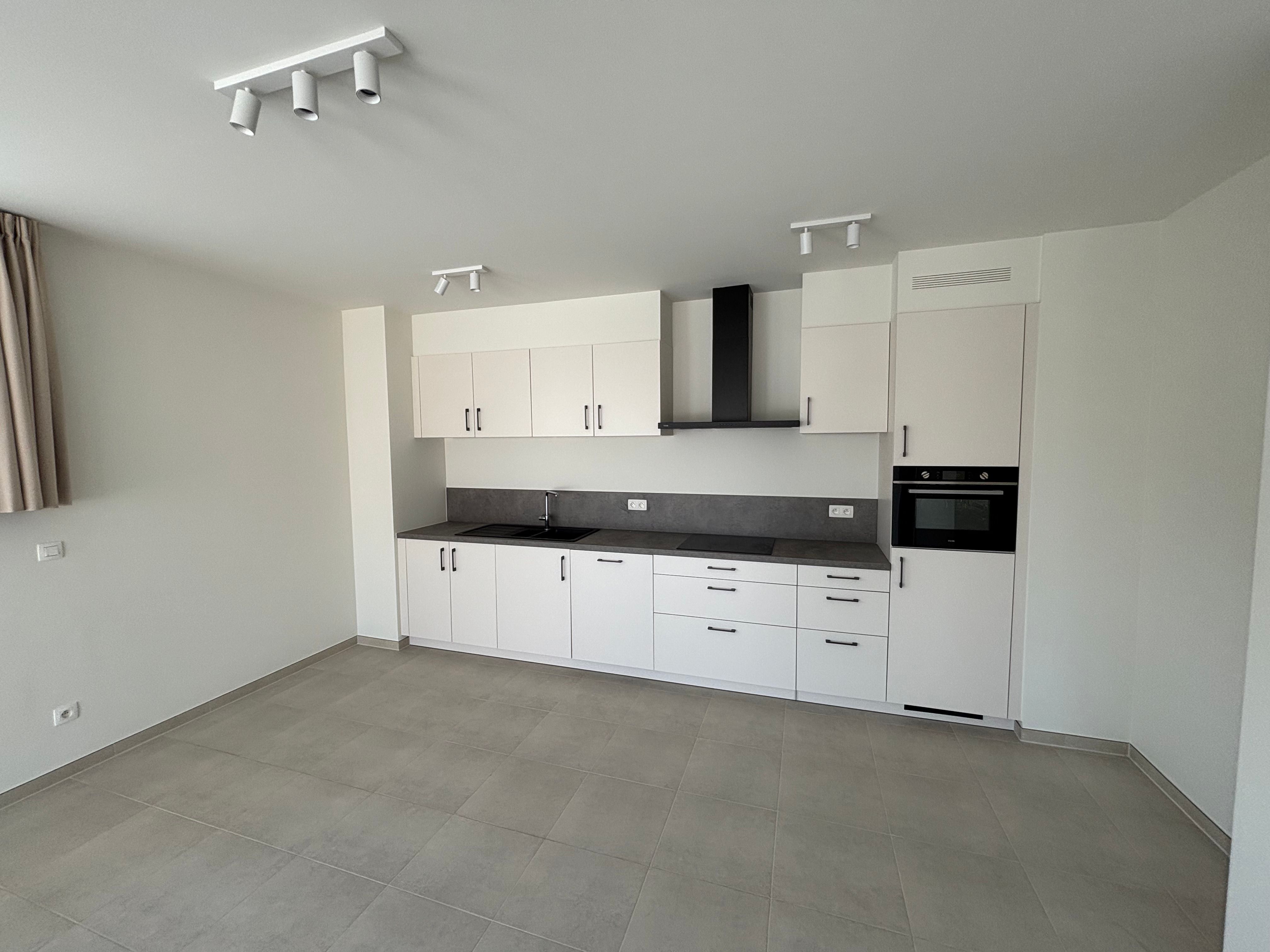 Penthouse/nieuwbouwappartement te huur: 3 slaapkamers of 2 + bureau/dressing foto 13