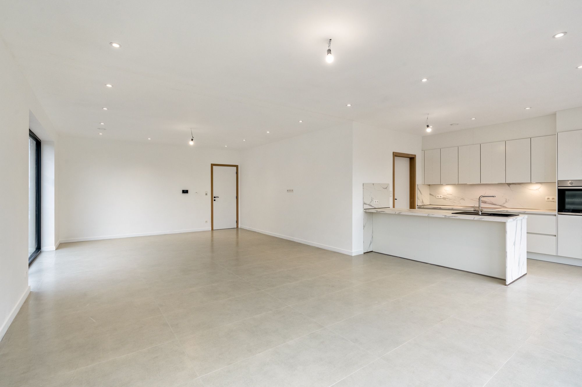 Moderne nieuwbouwwoning met 4 slaapkamers te Alken! foto 5