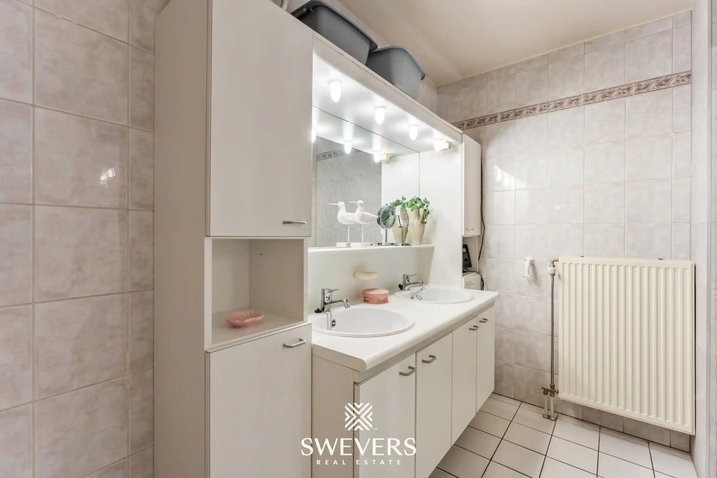 Ruim appartement met 3 slaapkamers centrum Sint-Truiden foto 22