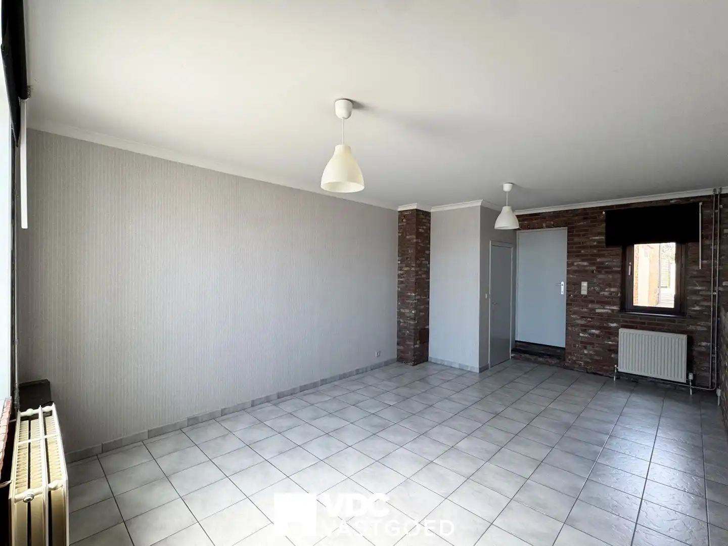 Te renoveren woning met 2 slaapkamers – interessante investering foto 5