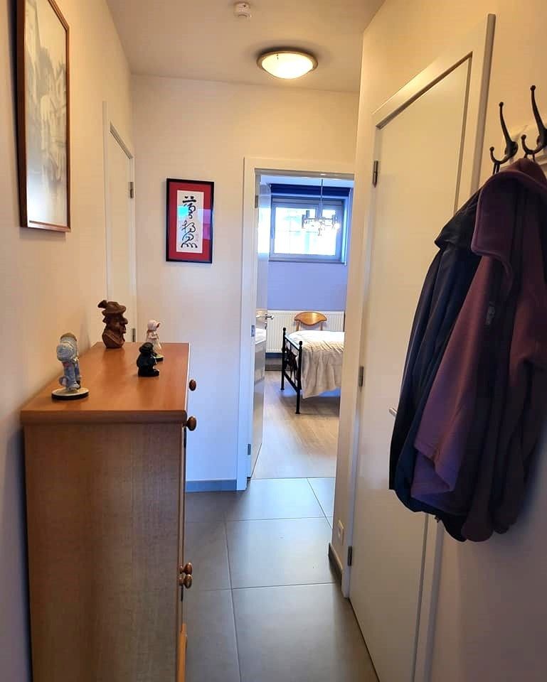 Zeer verzorgd gelijkvloers appartement met tuin. foto 5