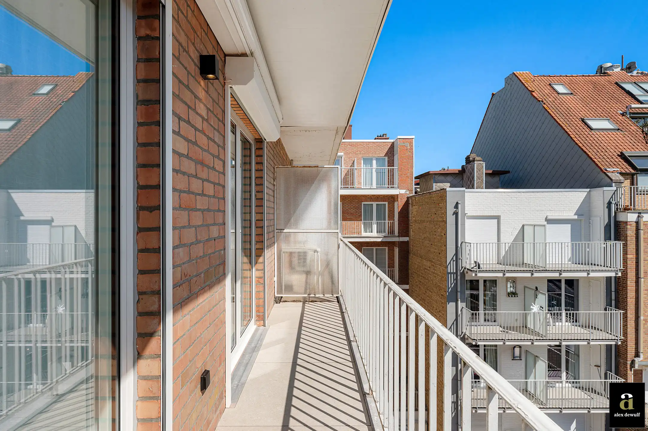Instapklaar appartement nabij het Lichttorenplein. foto 17