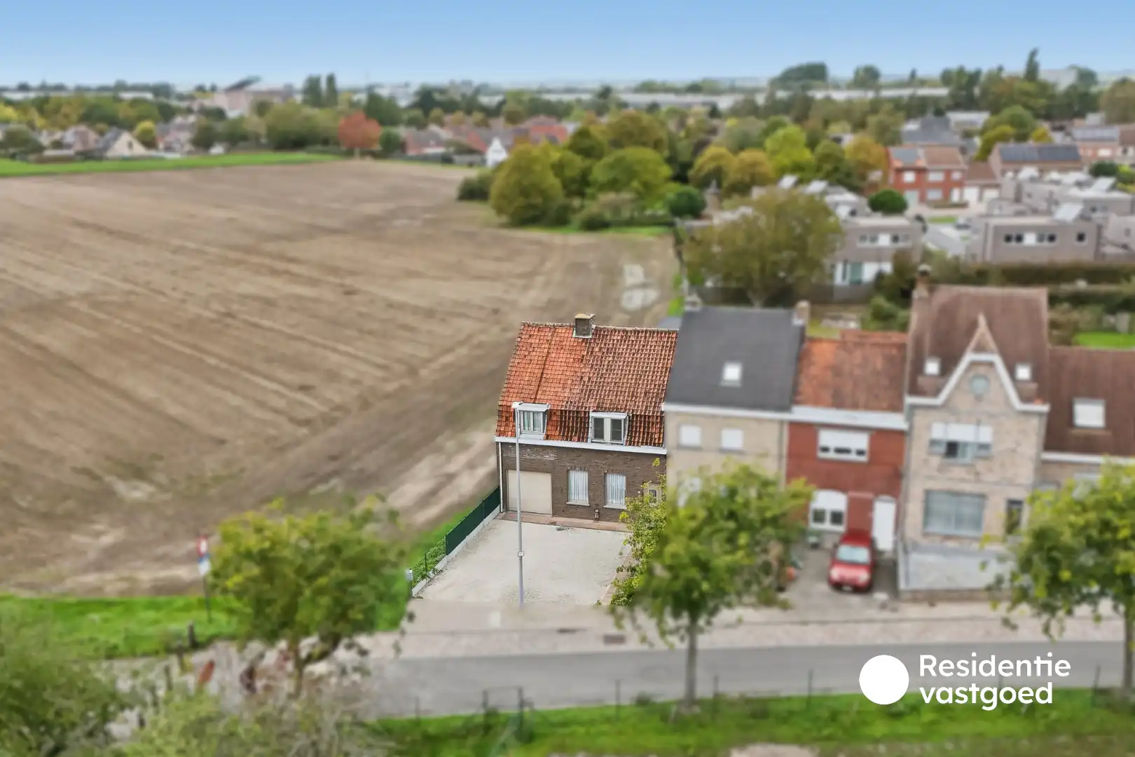 Hoofdfoto van de publicatie: Woning met 4 slaapkamers, ruime tuin en prachtige ligging langs De Leie in Wervik