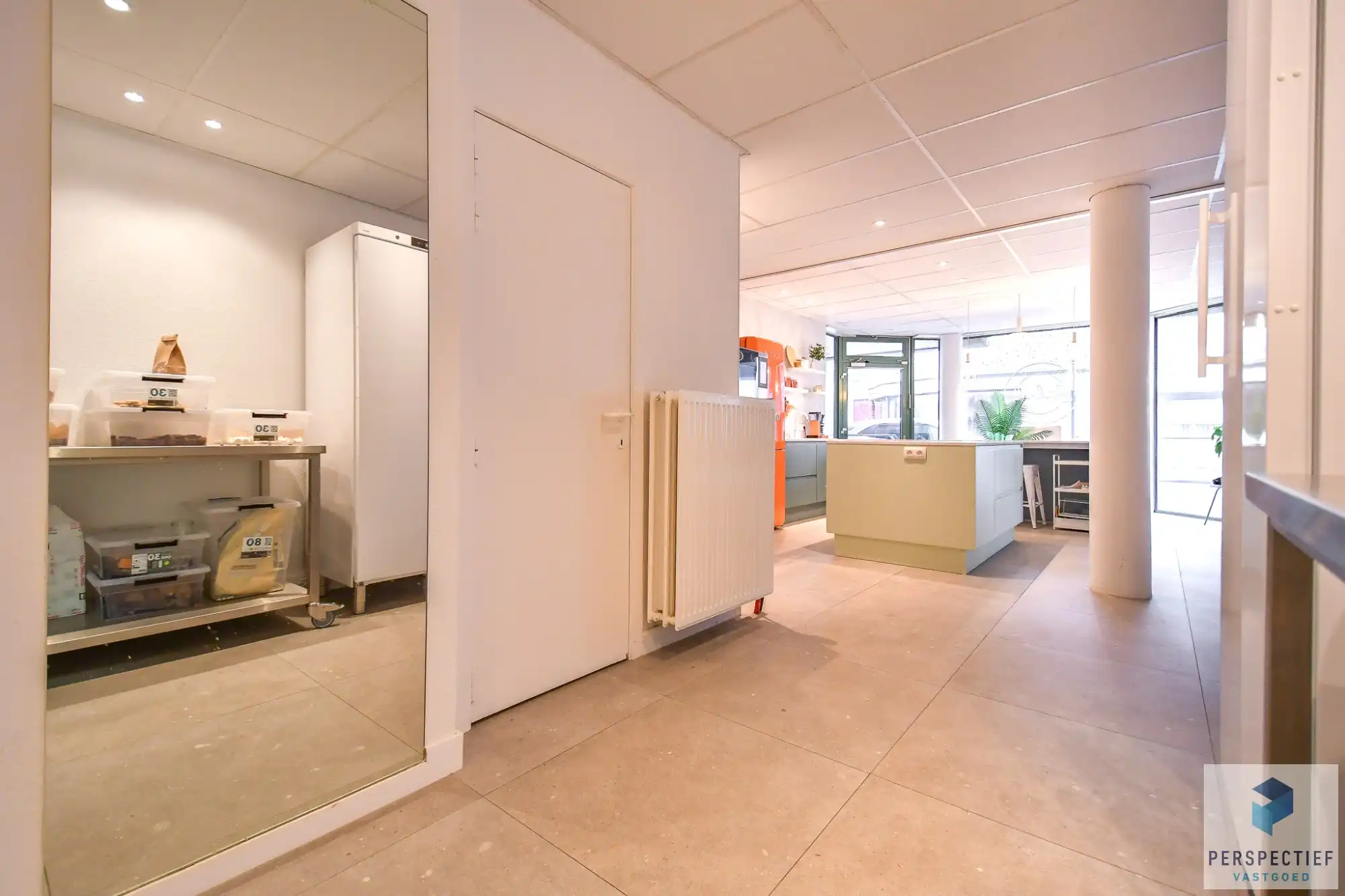 Handelspand/appartement met sterke commerciële uitstraling in Knesselare foto 9