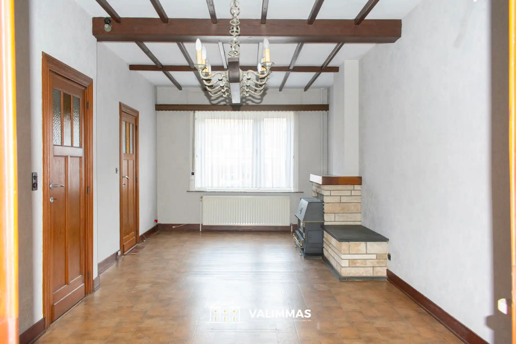 Ruime en verzorgde rijwoning met overdekte koer en garage... foto 5