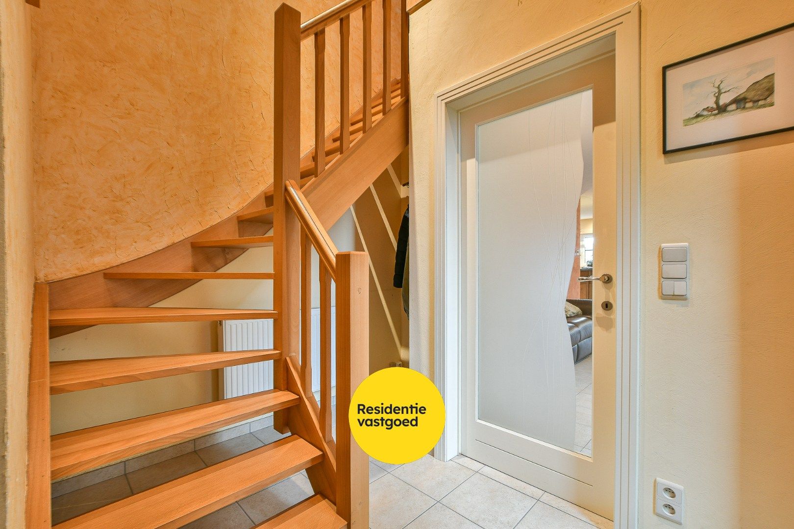 Instapklare halfopen woning in De Haan – vlak bij strand, duinbossen en halte kusttram foto 21