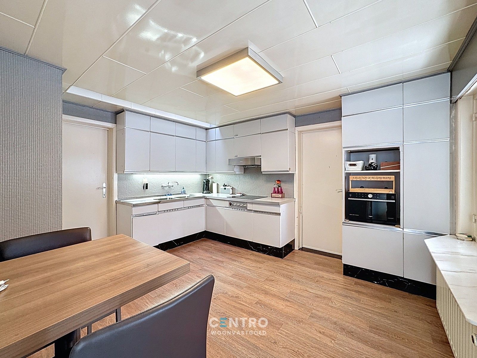 VILLA met ZWEMBAD, 4 slpks, garage én ZW-gerichte tuin! foto 8