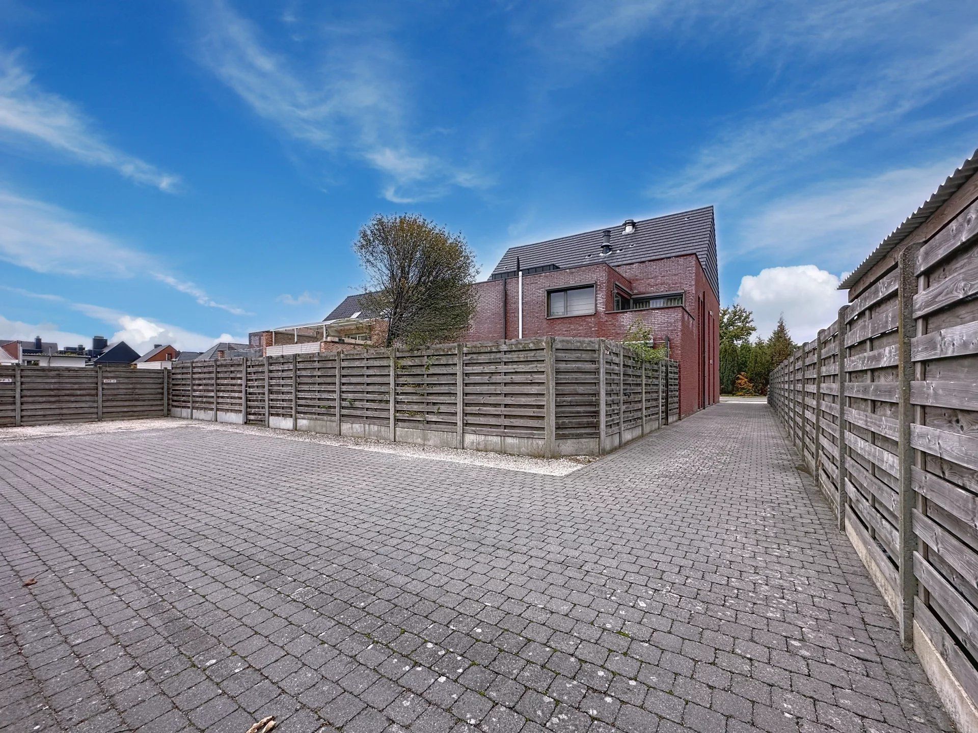 Dakappartement met 2 slaapkamers en groot terras op de grens tussen Balen en Mol. foto 15