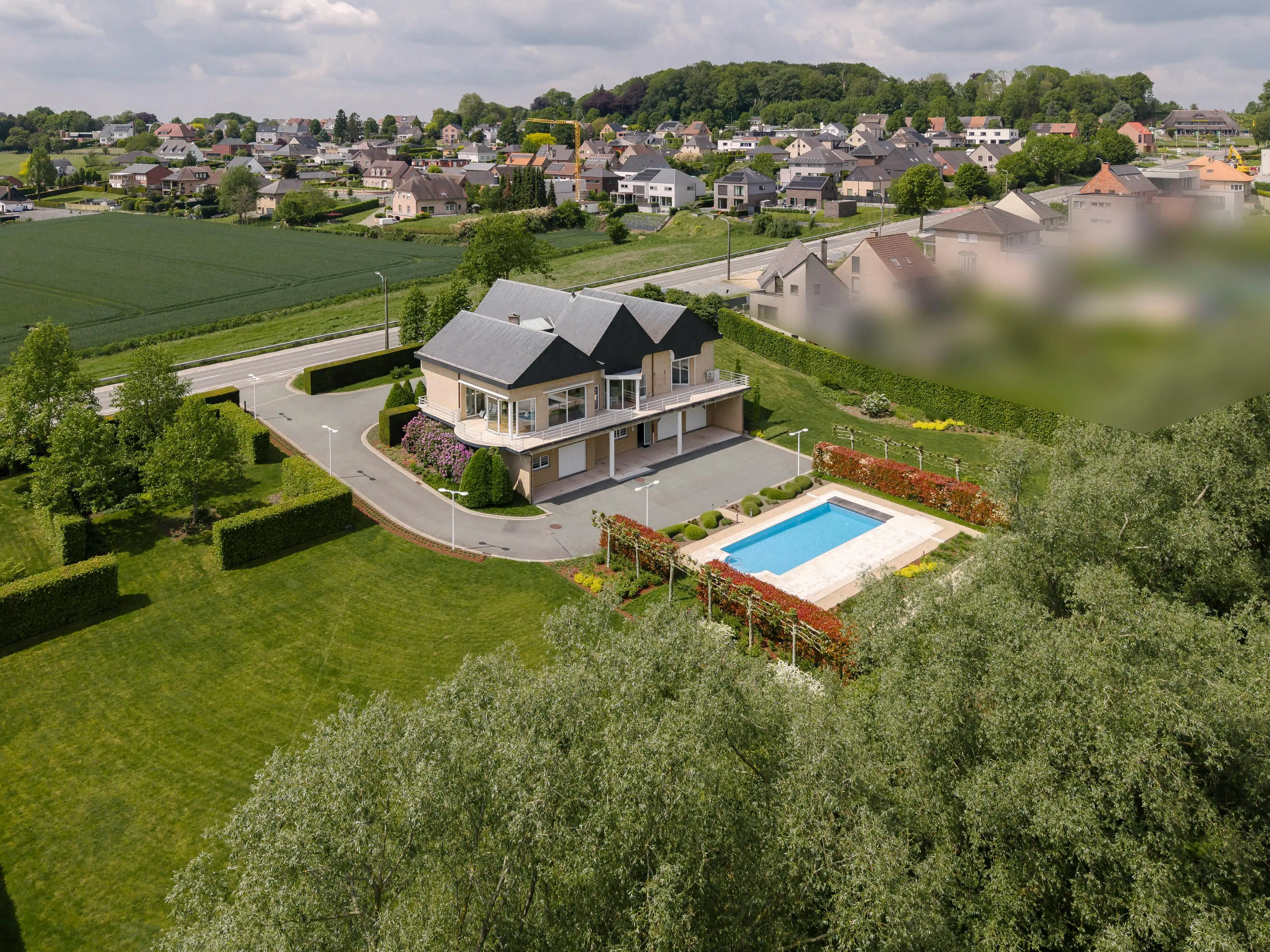 Luxe villa met zwembad te koop in Geraardsbergen foto 17
