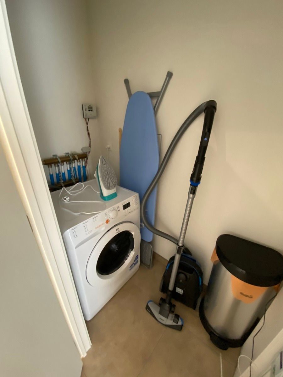 LICHTRIJK - Appartement 1 kamer met binnenplaats (NAVO area) foto 13