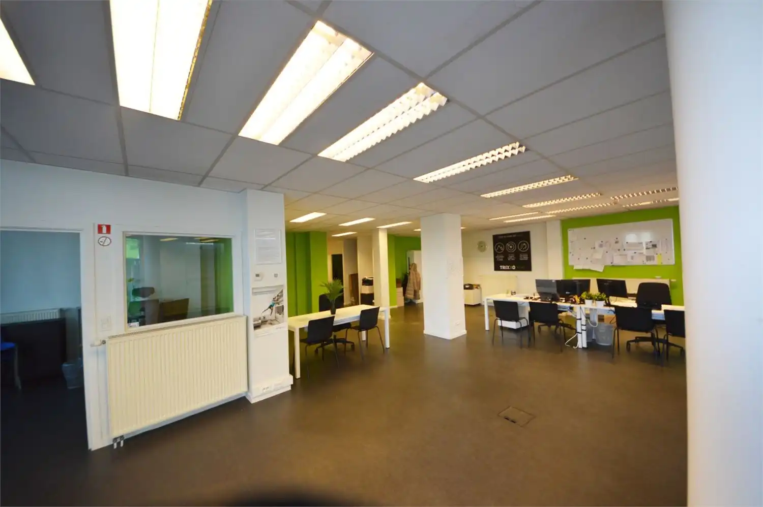 TOP GELEGEN HOEKLOCATIE NIEUWSTRAAT-VREDEPLEIN foto 6