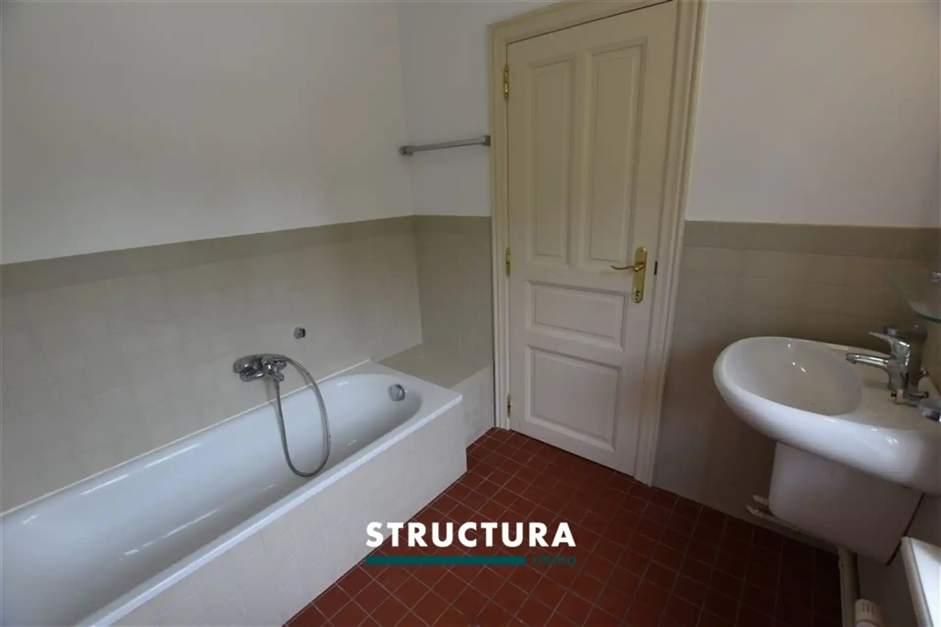 Unieke villa te huur in Humbeek foto 14