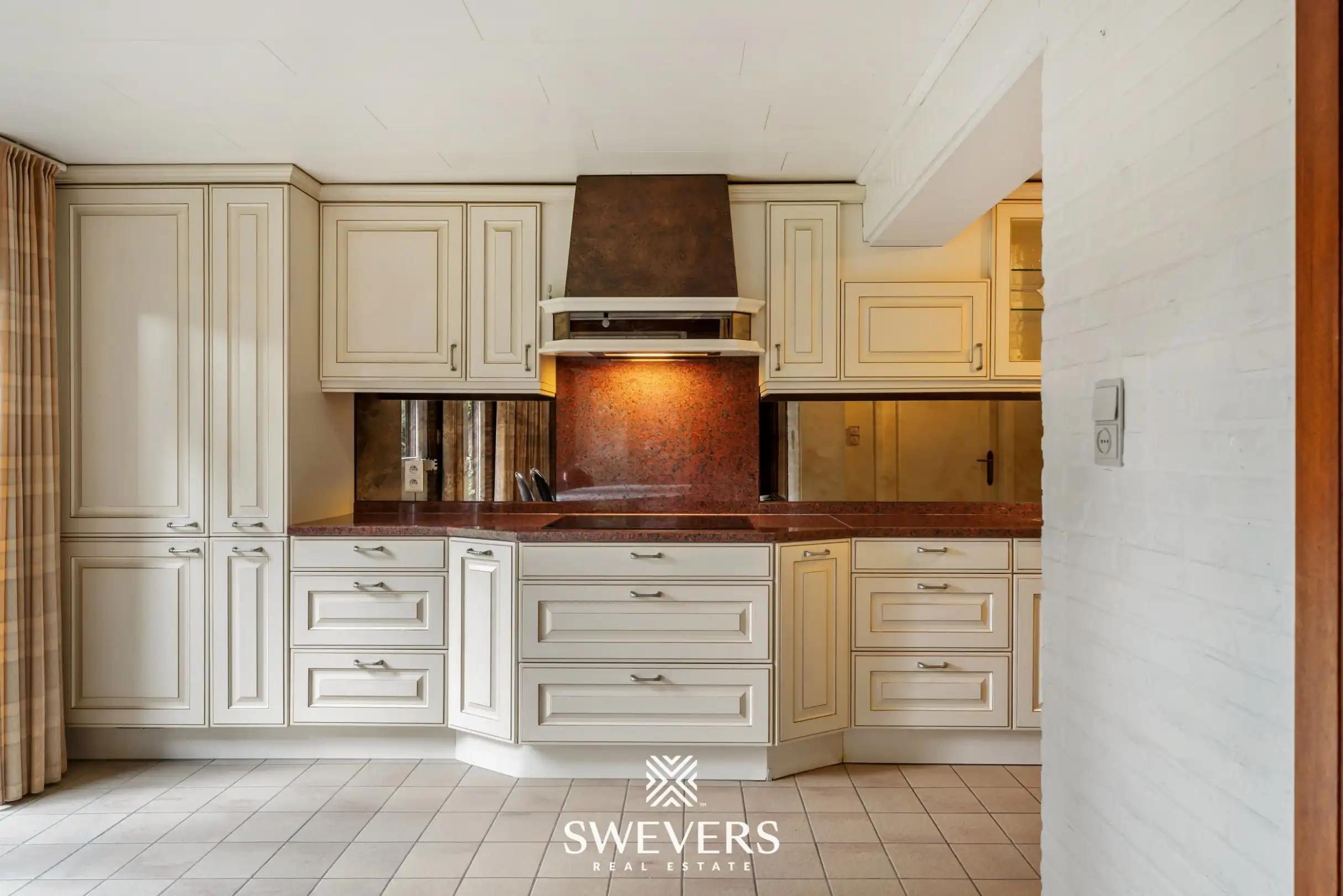 Woning met potentieel op groen perceel te Heppen foto 11