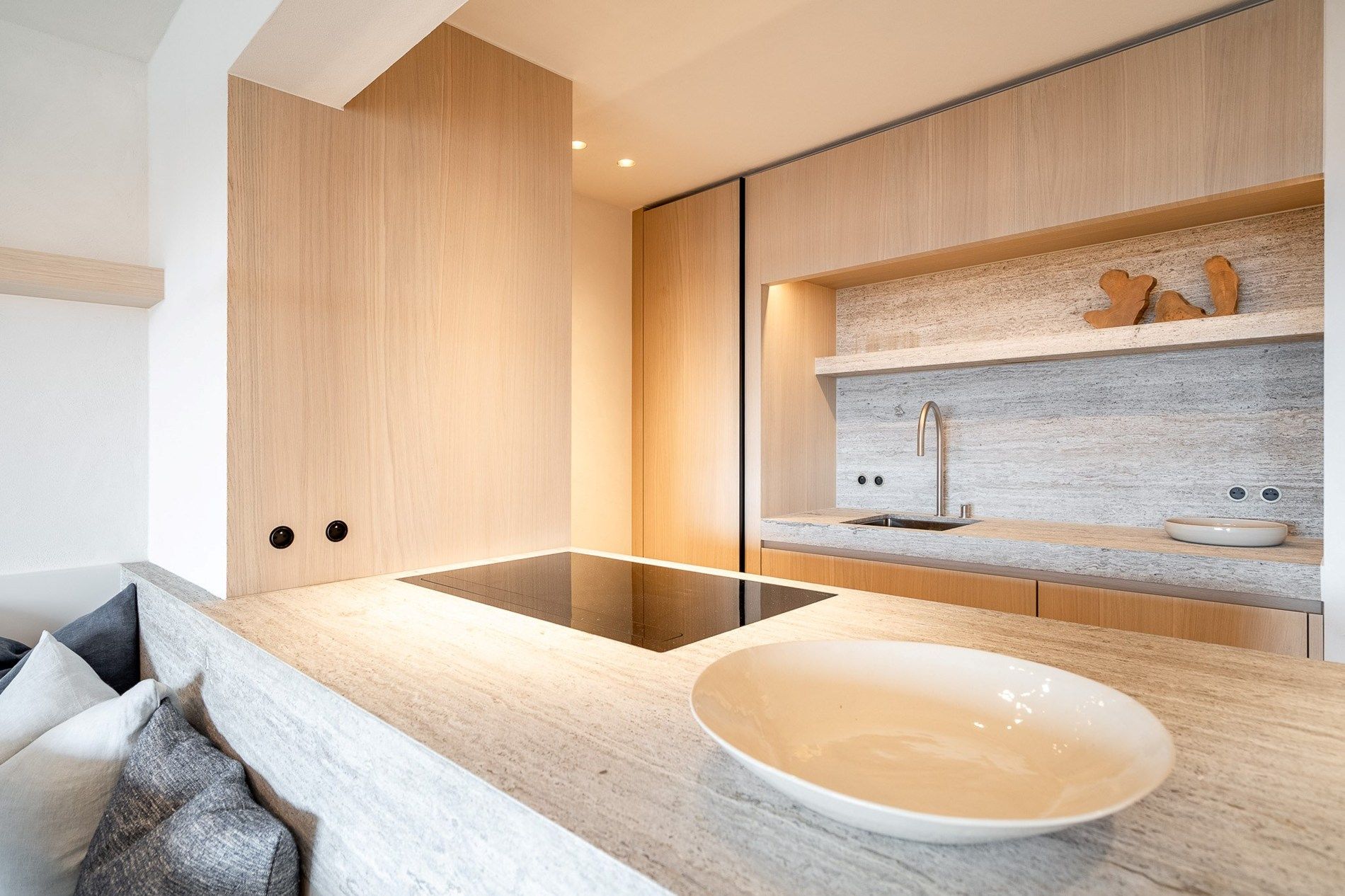 Hoogwaardige renovatie op topligging in Het Zoute foto 9