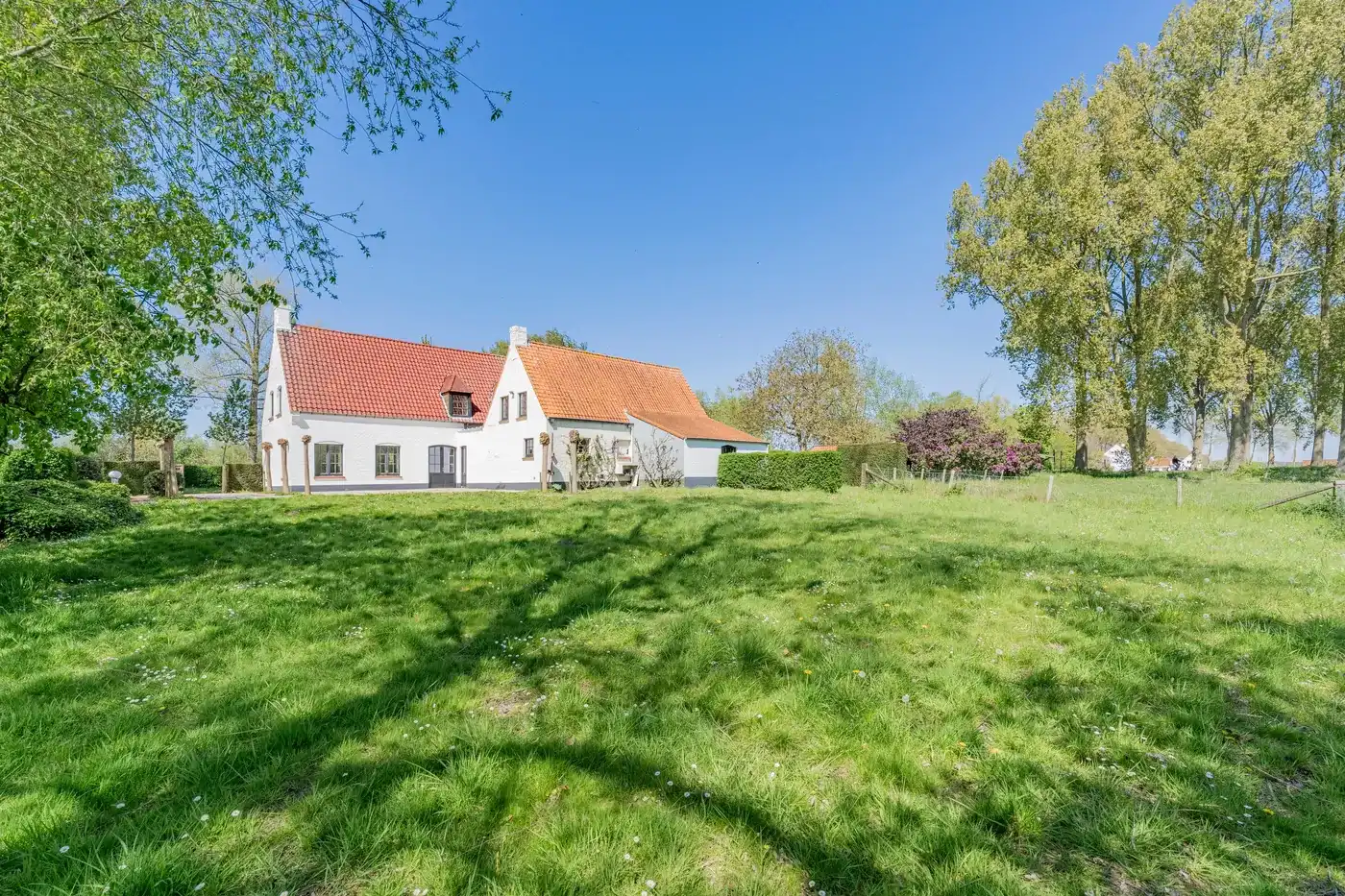 Horeca handelspand met woonst – voormalige “Bruegel” in Damme foto 15