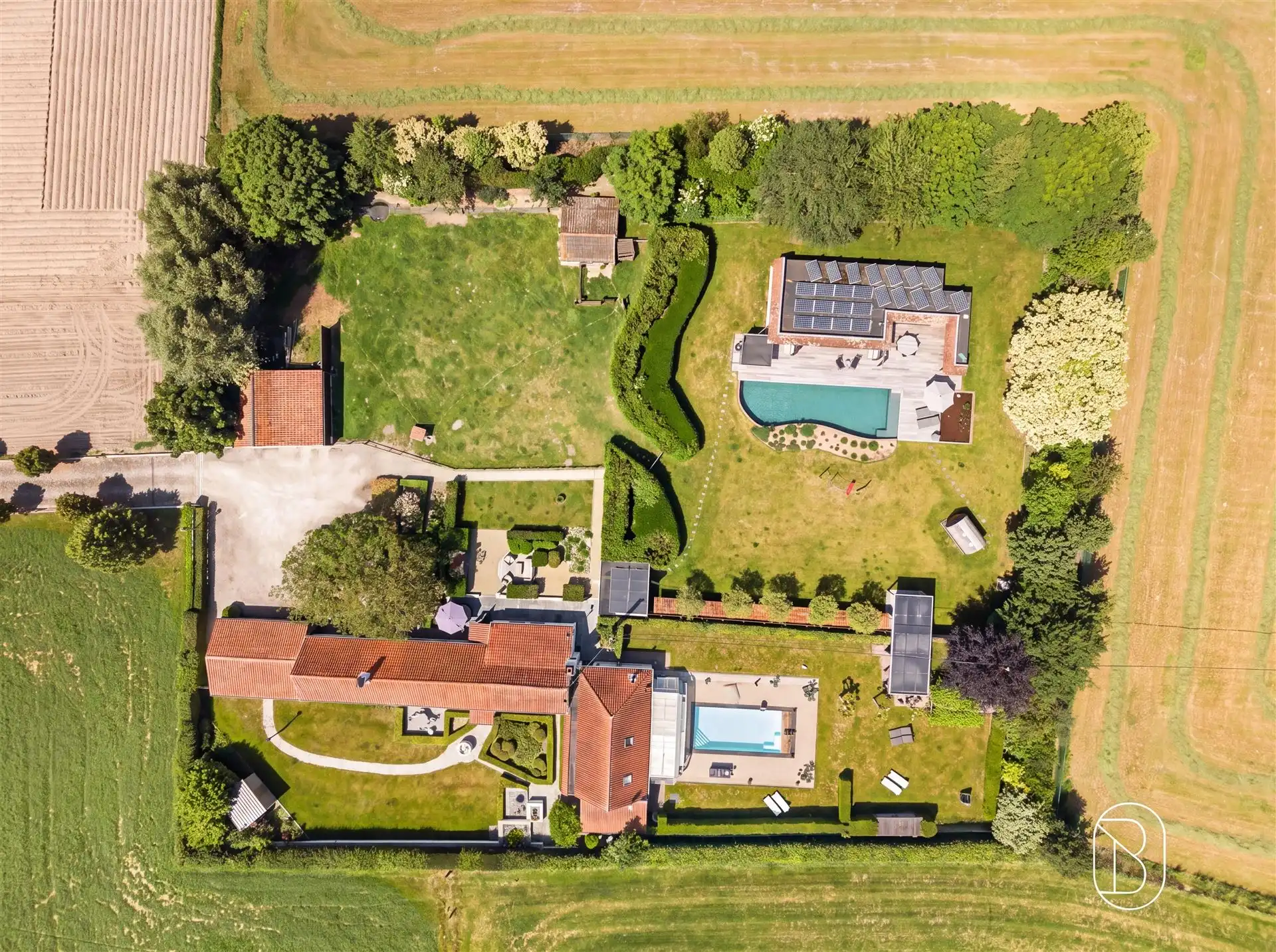 Boerderij te koop Riemegemstraat 10 - 9770 KRUISEM