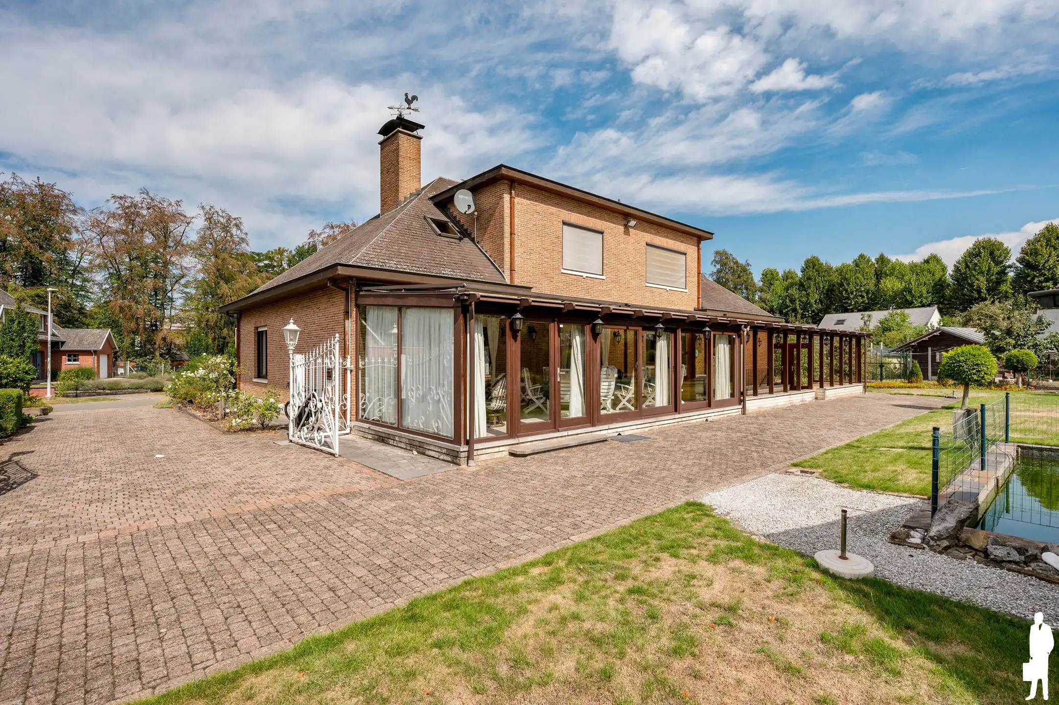 Ruime open bebouwing met 4 slaapkamers, dubbele garage en zuidoostgerichte tuin op ca. 26 are in Hofstade. foto 26