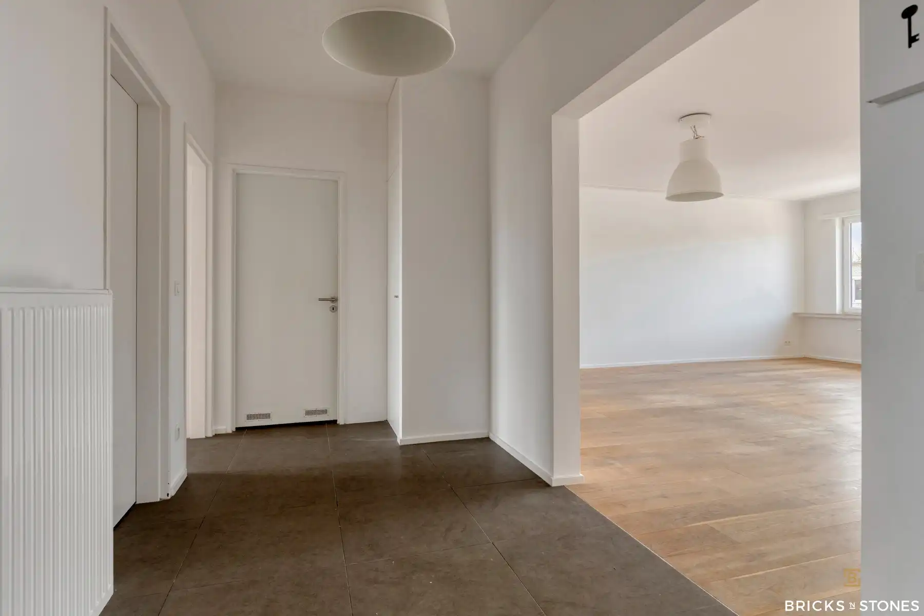 Lichtrijk 3-slaapkamerappartement met terras foto 5
