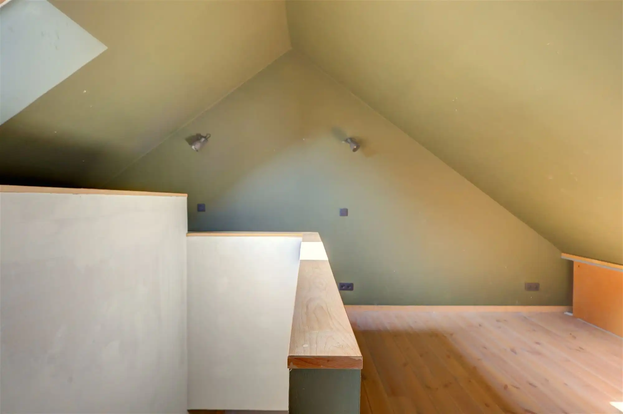 Instapklare woning met zonnige tuin  in Sint-Niklaas foto 11